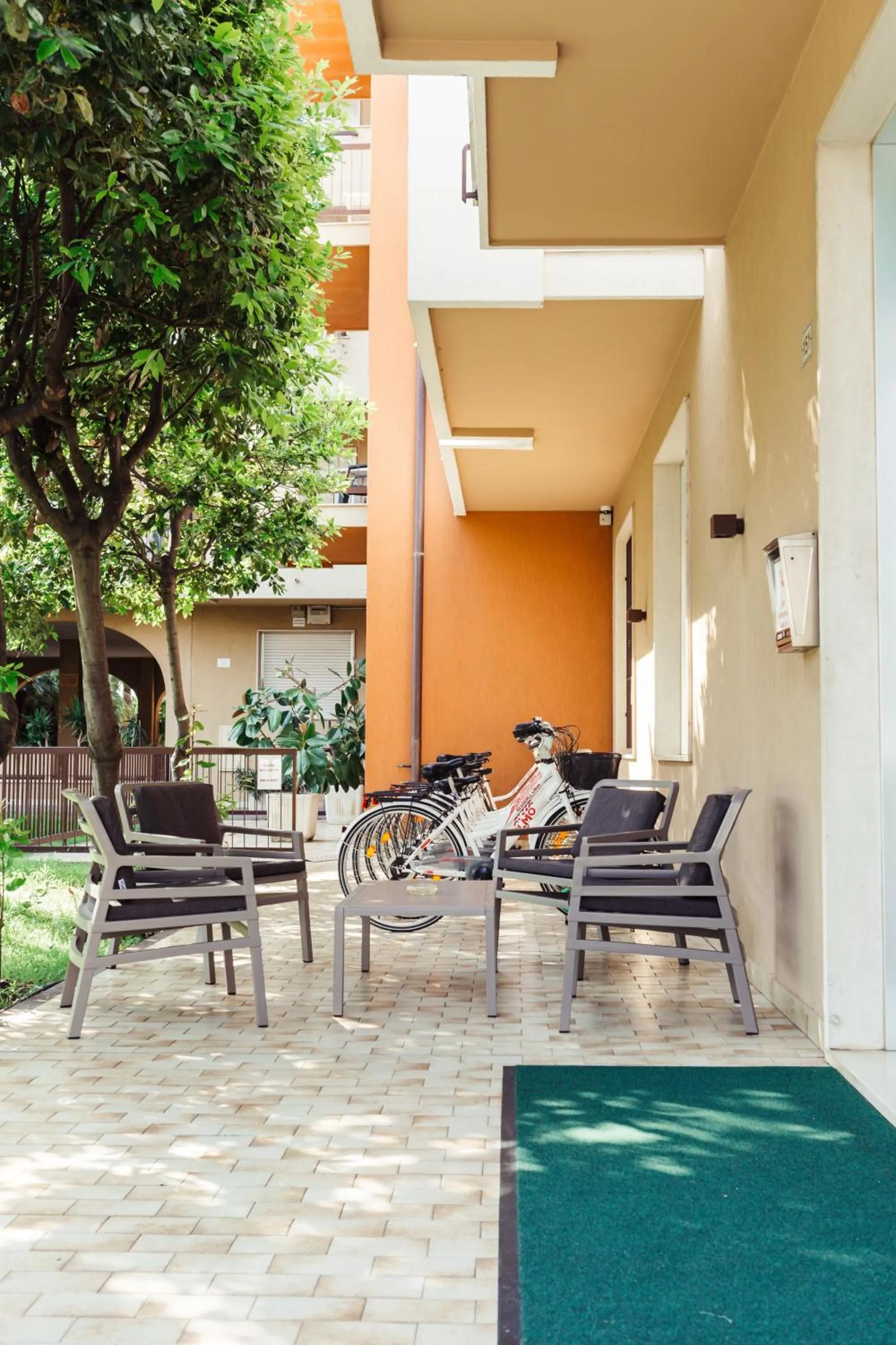 Patio in Residence Greco