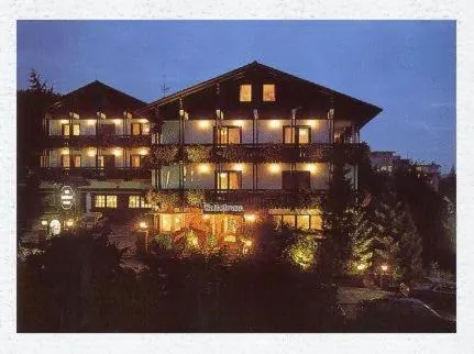 Facade/entrance in Hotel Schloessmann Garni