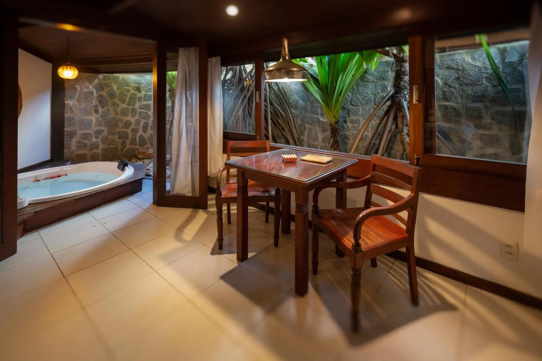 Hot Tub, Bed in Hotel Sombra e Água Fresca