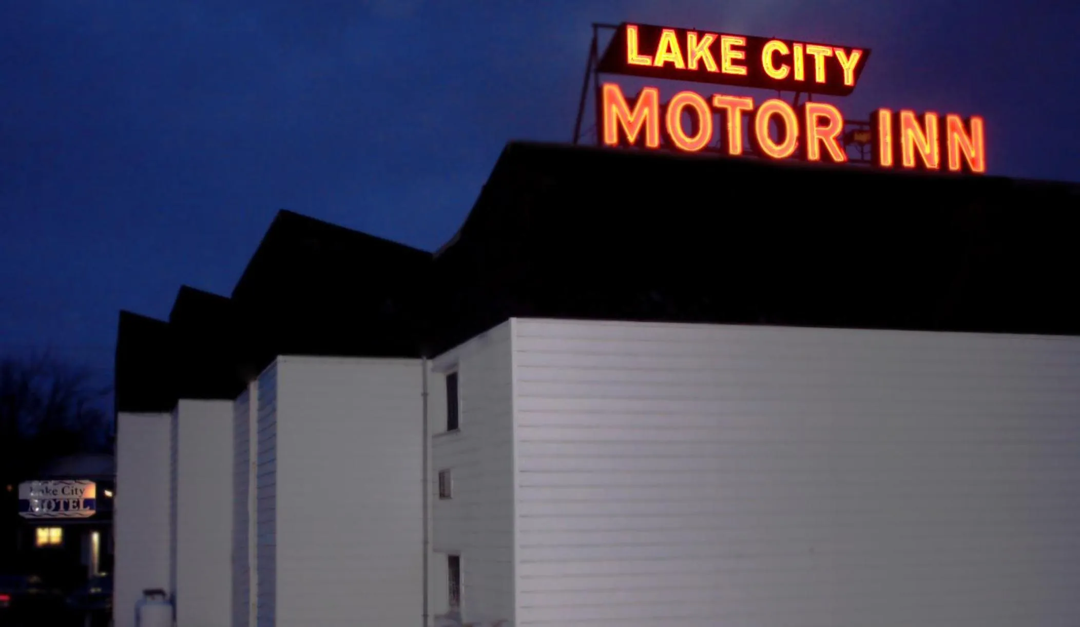 Facade/entrance in Lake City Motel