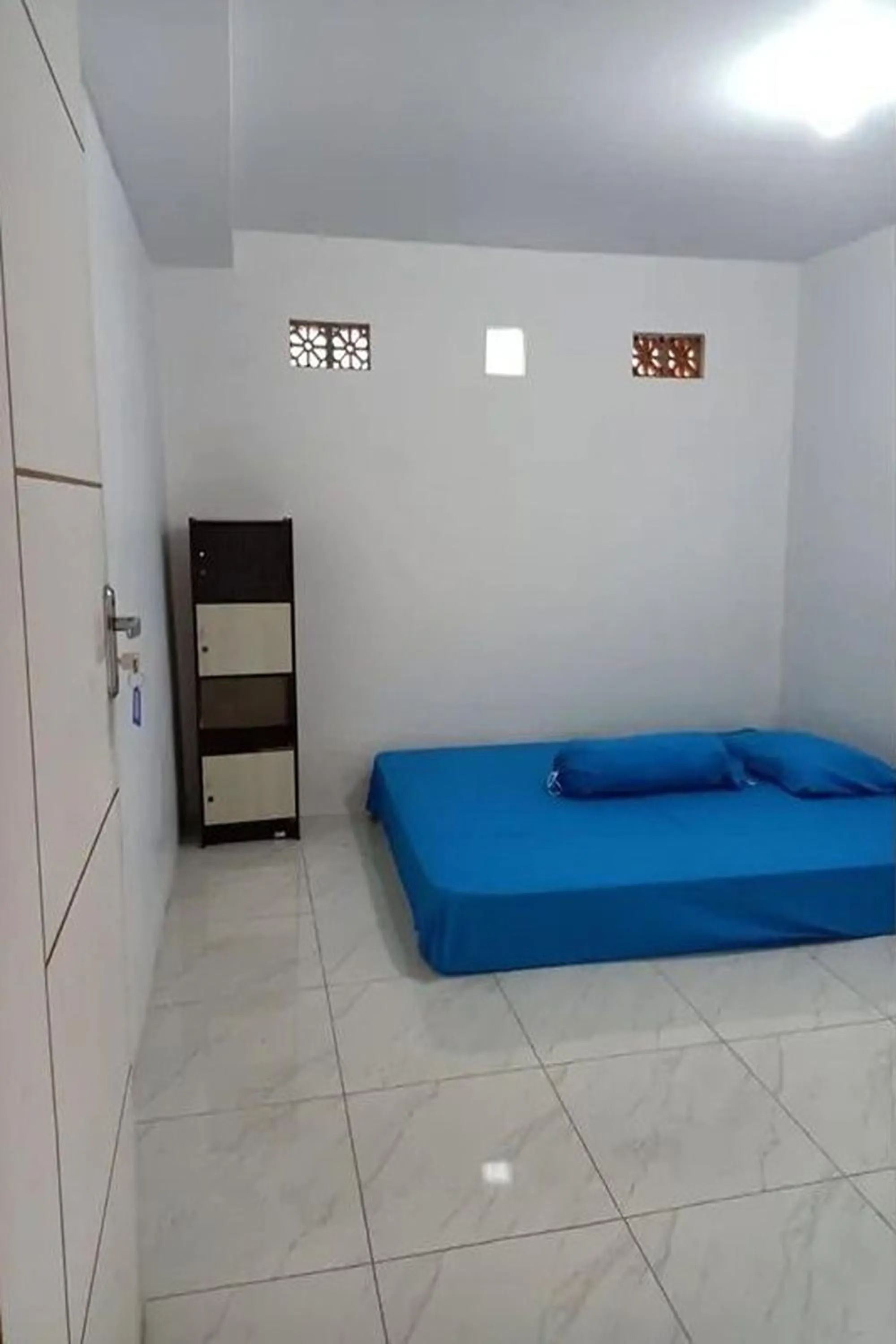 Bedroom, Bed in Kost 48 Surabaya