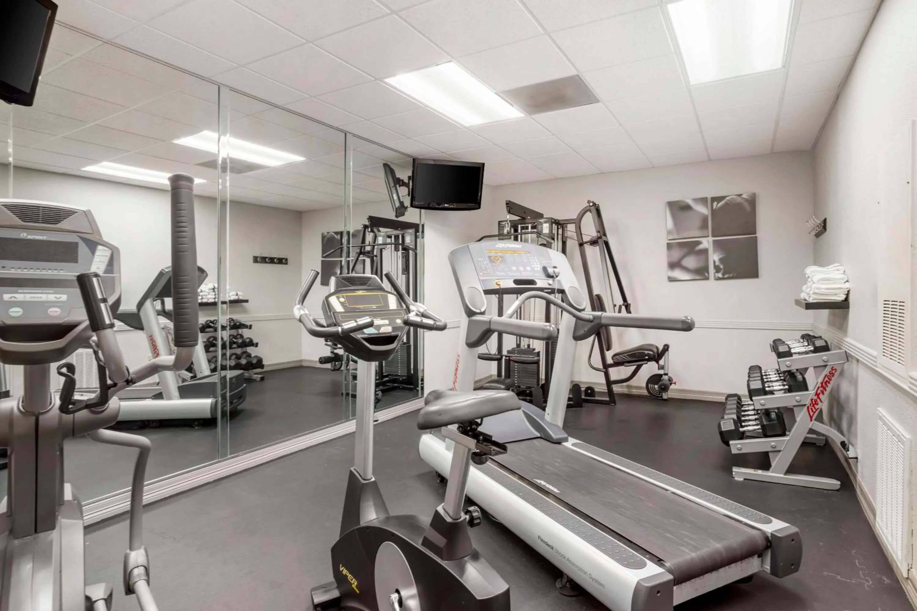 Fitness centre/facilities in Best Western Plus Hobby Airport Inn & Suites