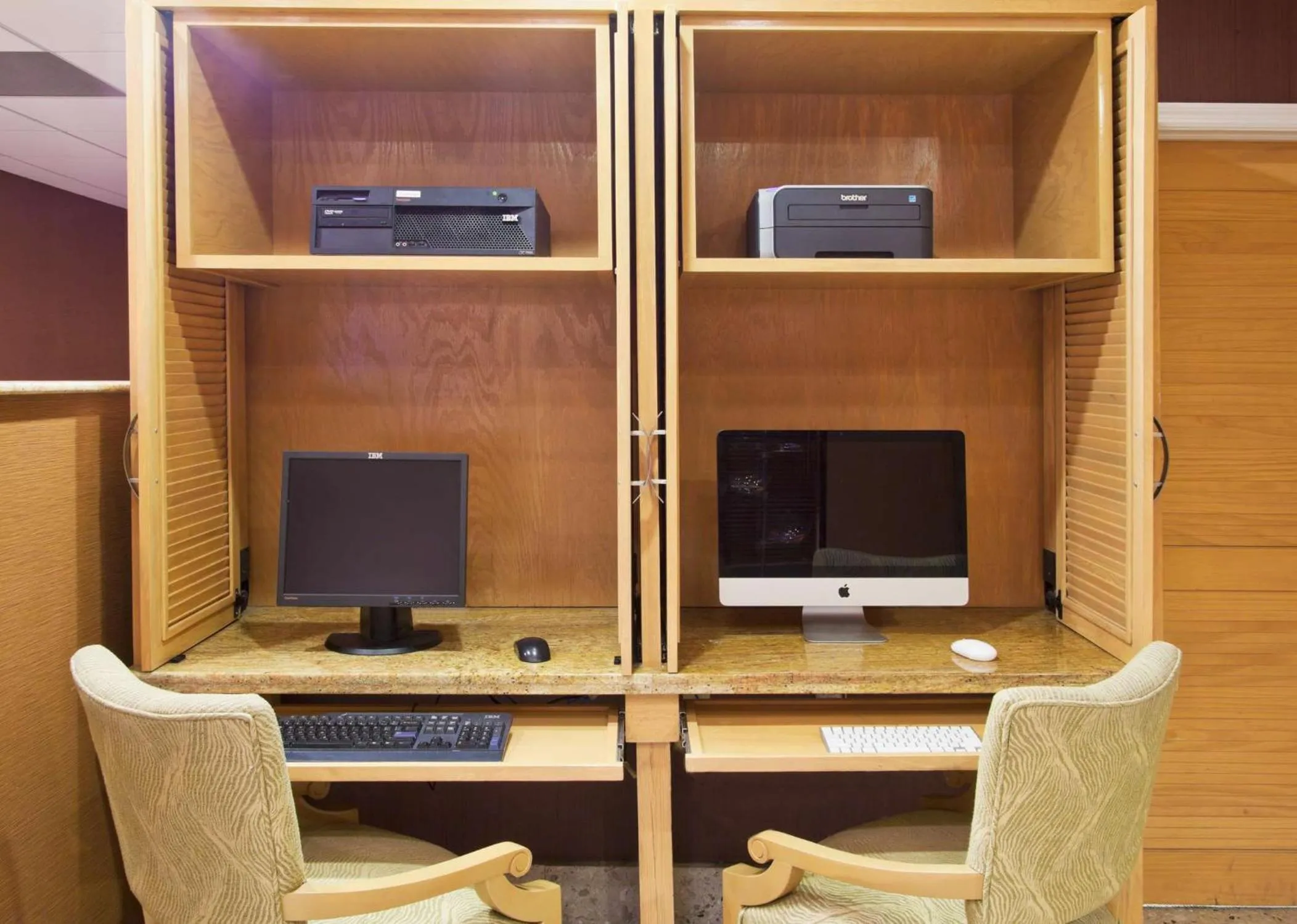 Business facilities in Hampton Inn Key Largo