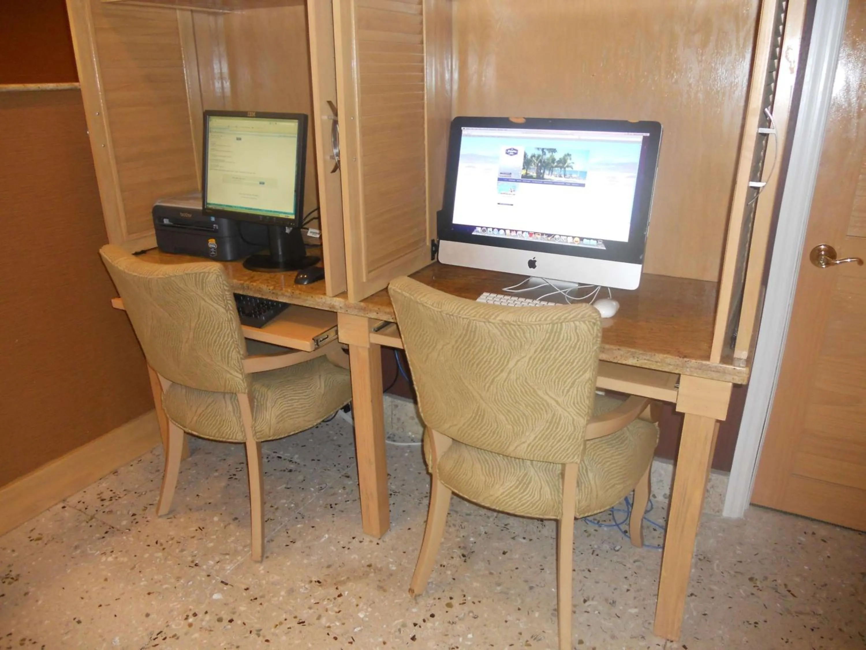 Business facilities in Hampton Inn Key Largo