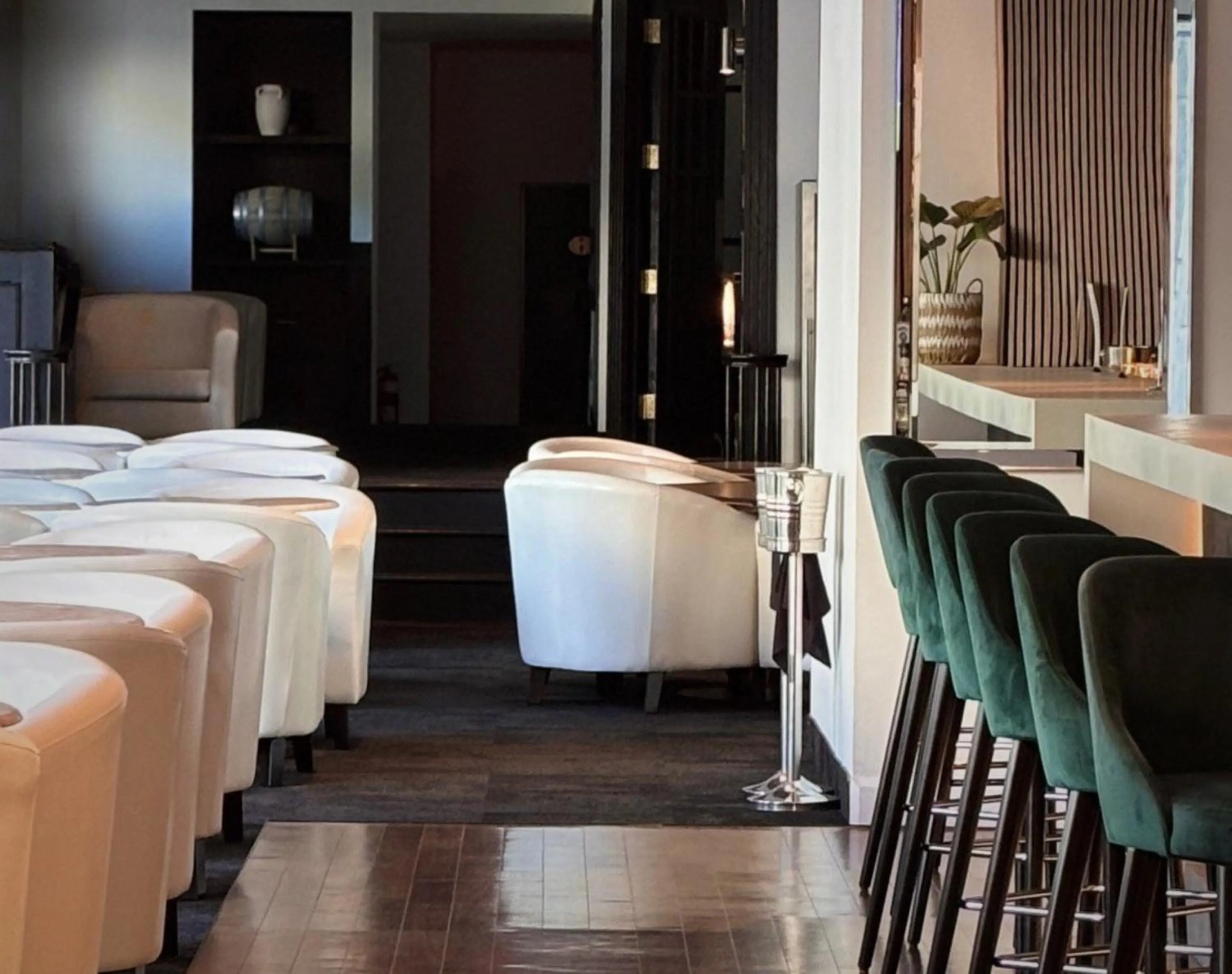 Restaurant/places to eat, Bed in Hôtels Gouverneur Trois-Rivières