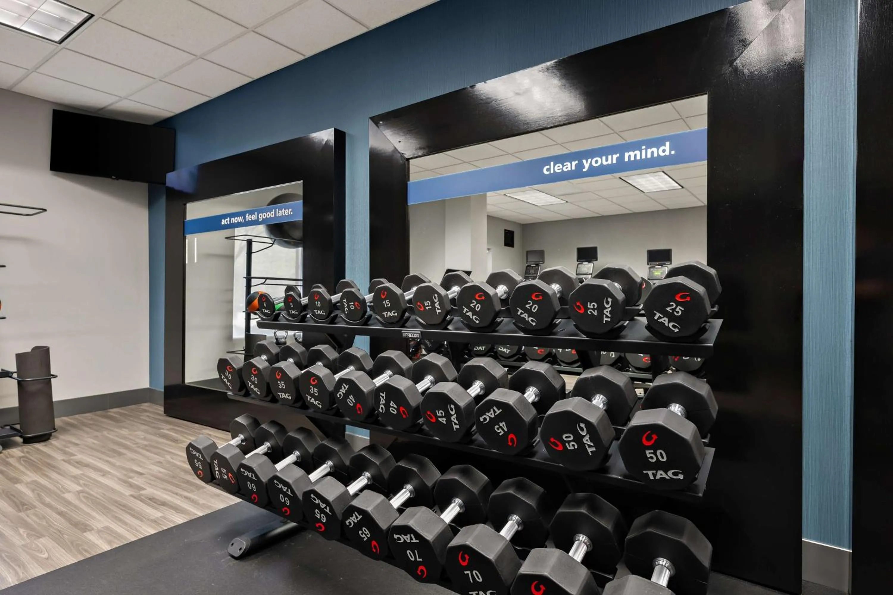 Fitness centre/facilities in Hampton Inn Birmingham/Leeds