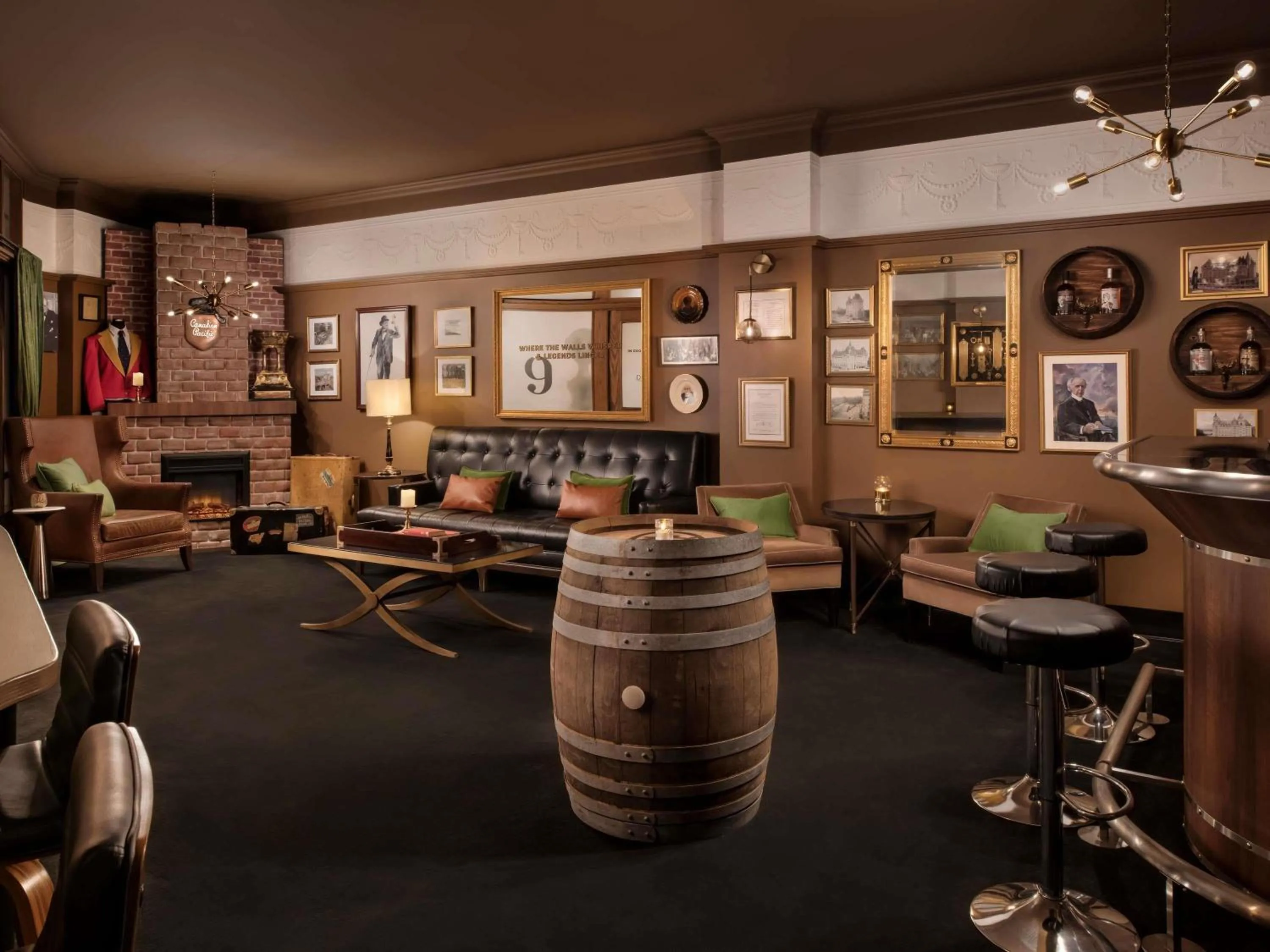 Lounge or bar in Fairmont Chateau Laurier