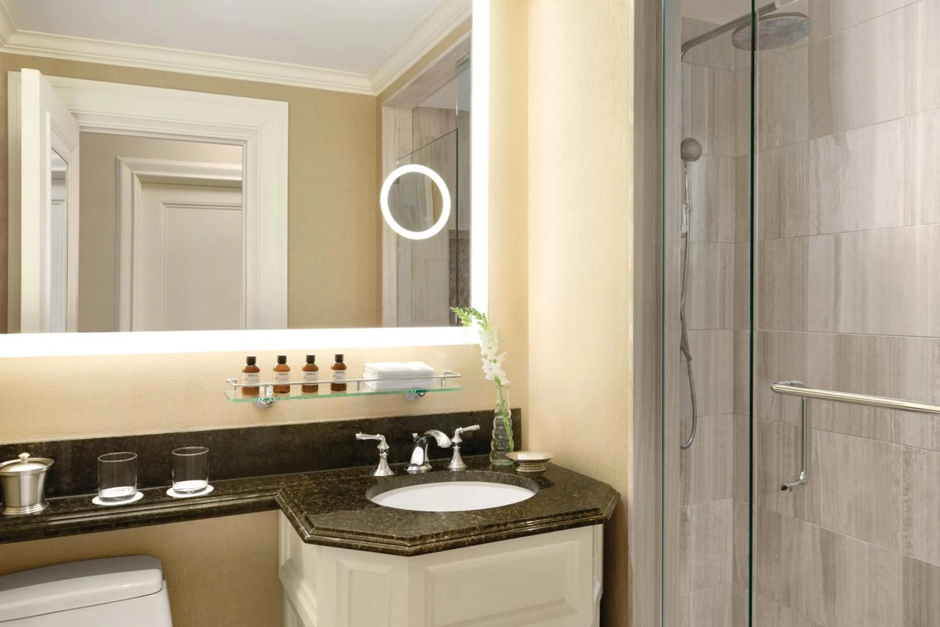 Bathroom in Fairmont Chateau Laurier