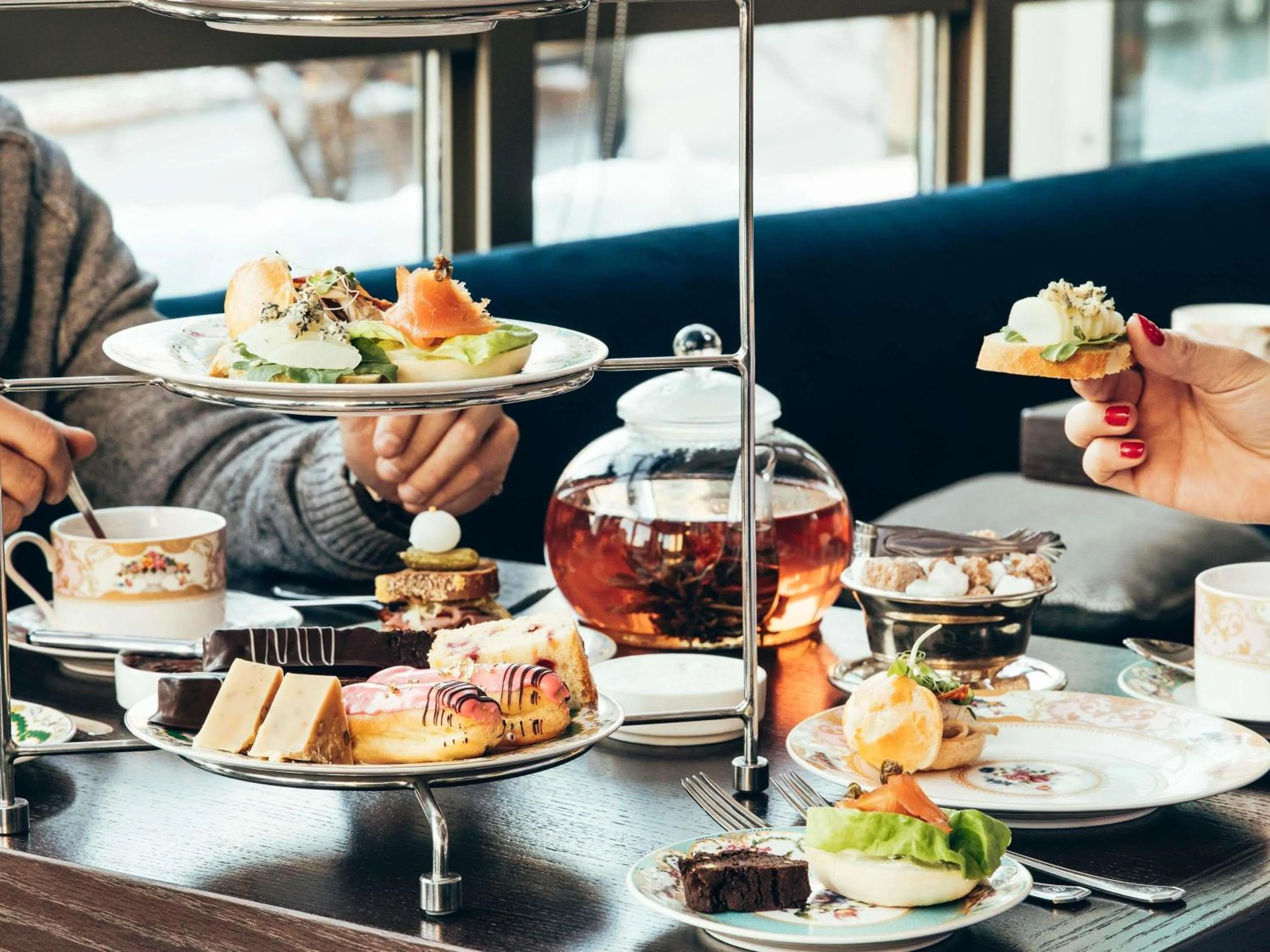 Restaurant/places to eat in Fairmont Chateau Laurier