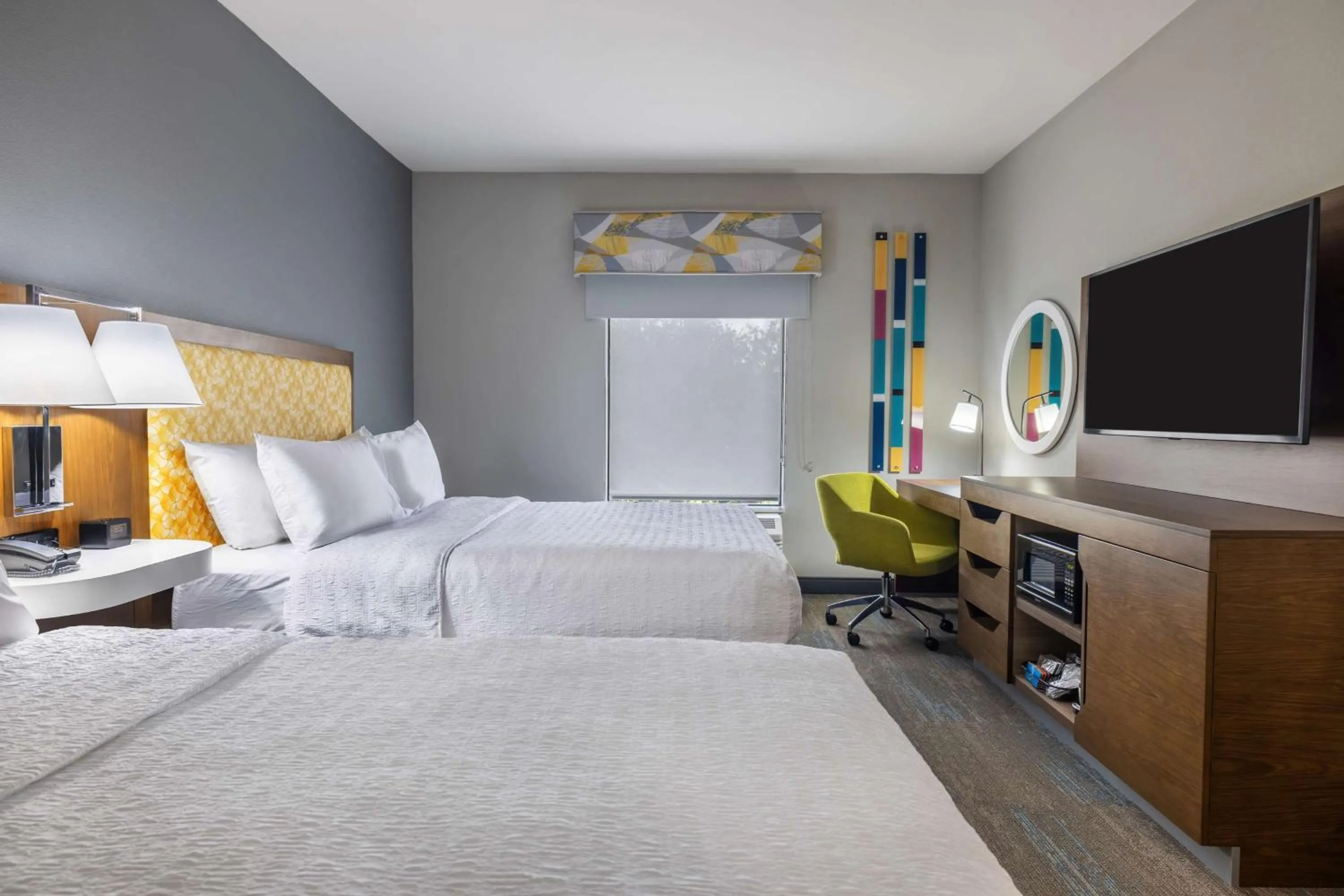 Bed in Hampton Inn & Suites Brenham