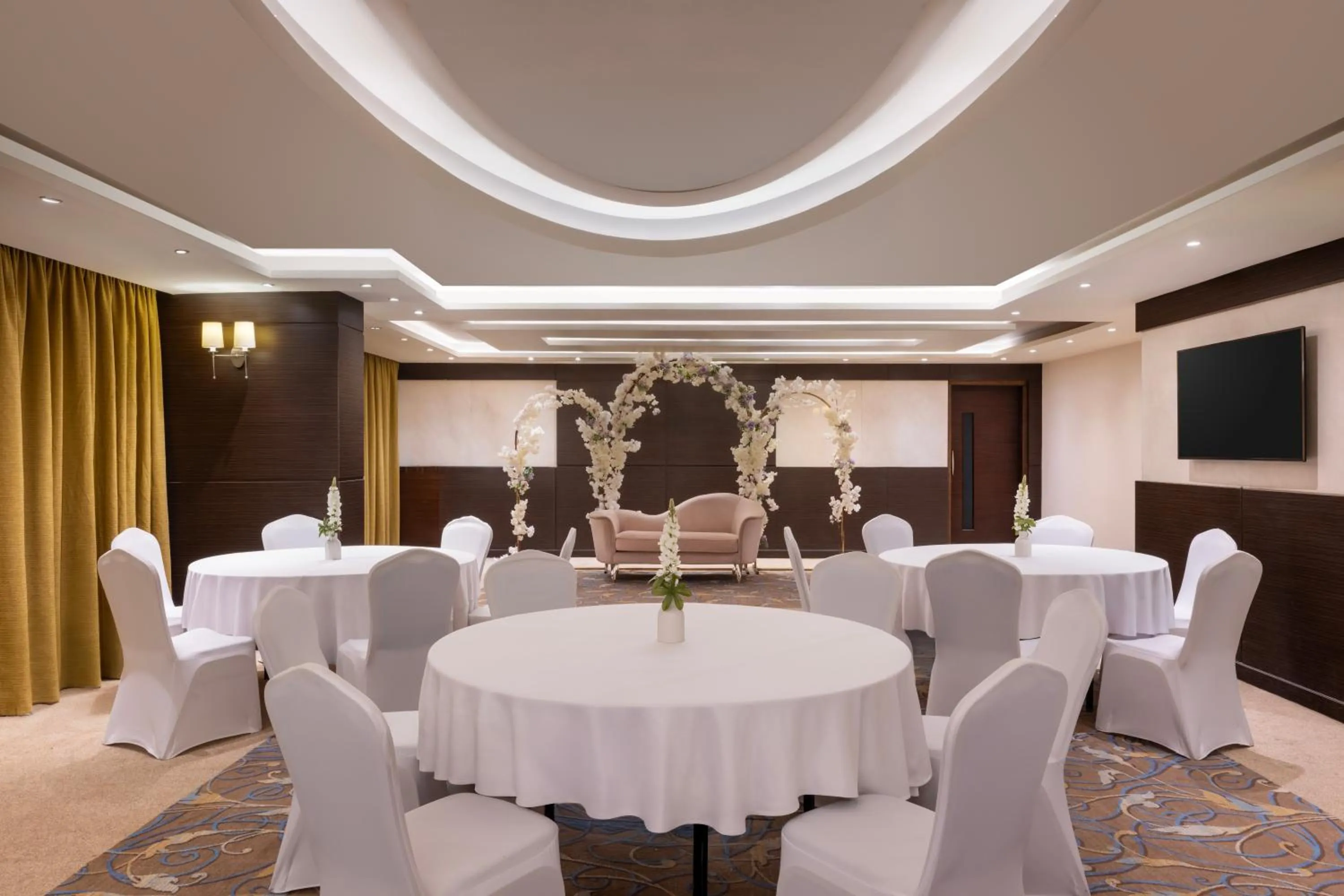 Banquet/Function facilities in Golden Tulip Doha Hotel
