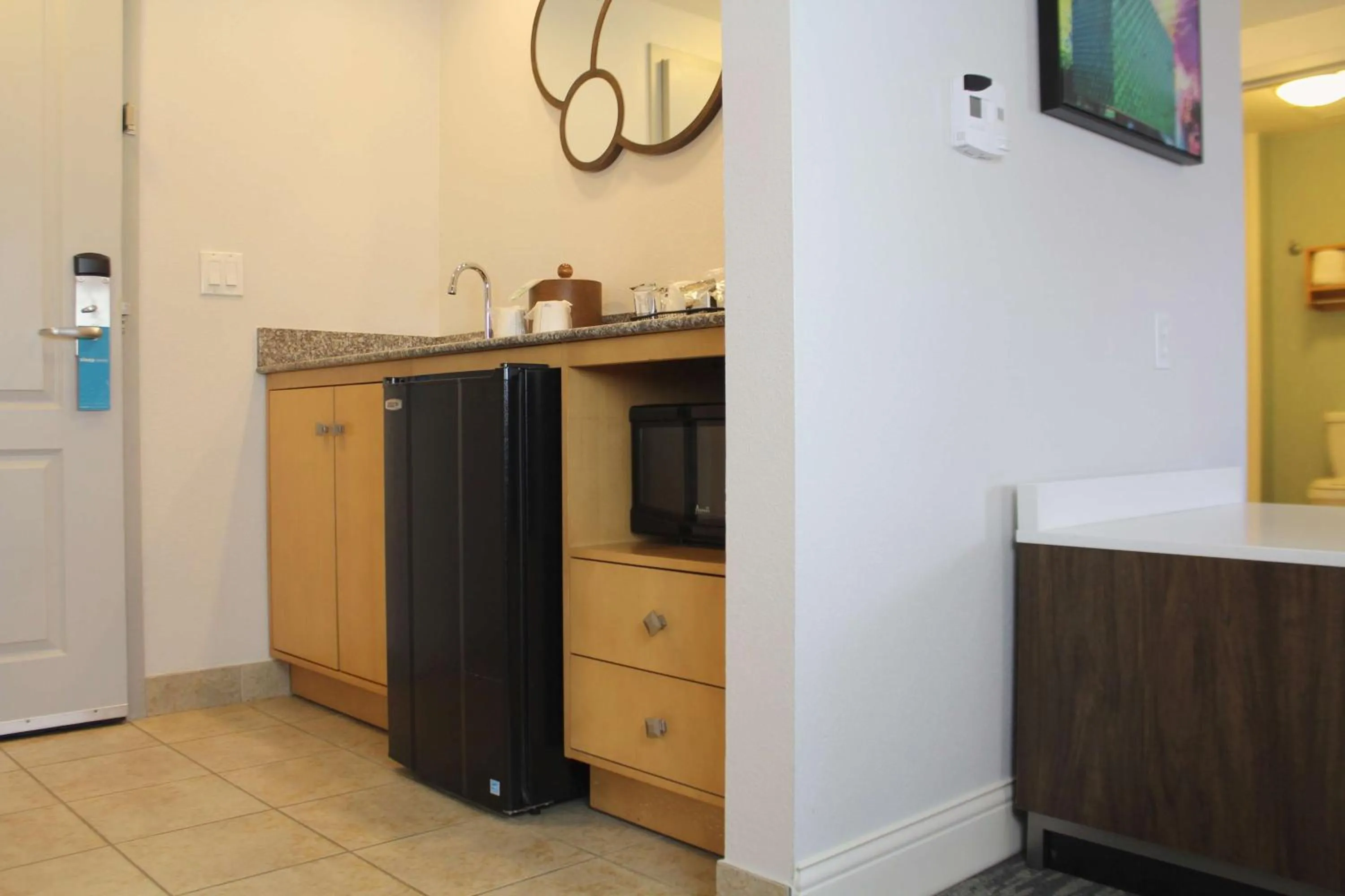 Photo of the whole room in Hampton Inn & Suites Sarasota / Bradenton - Airport