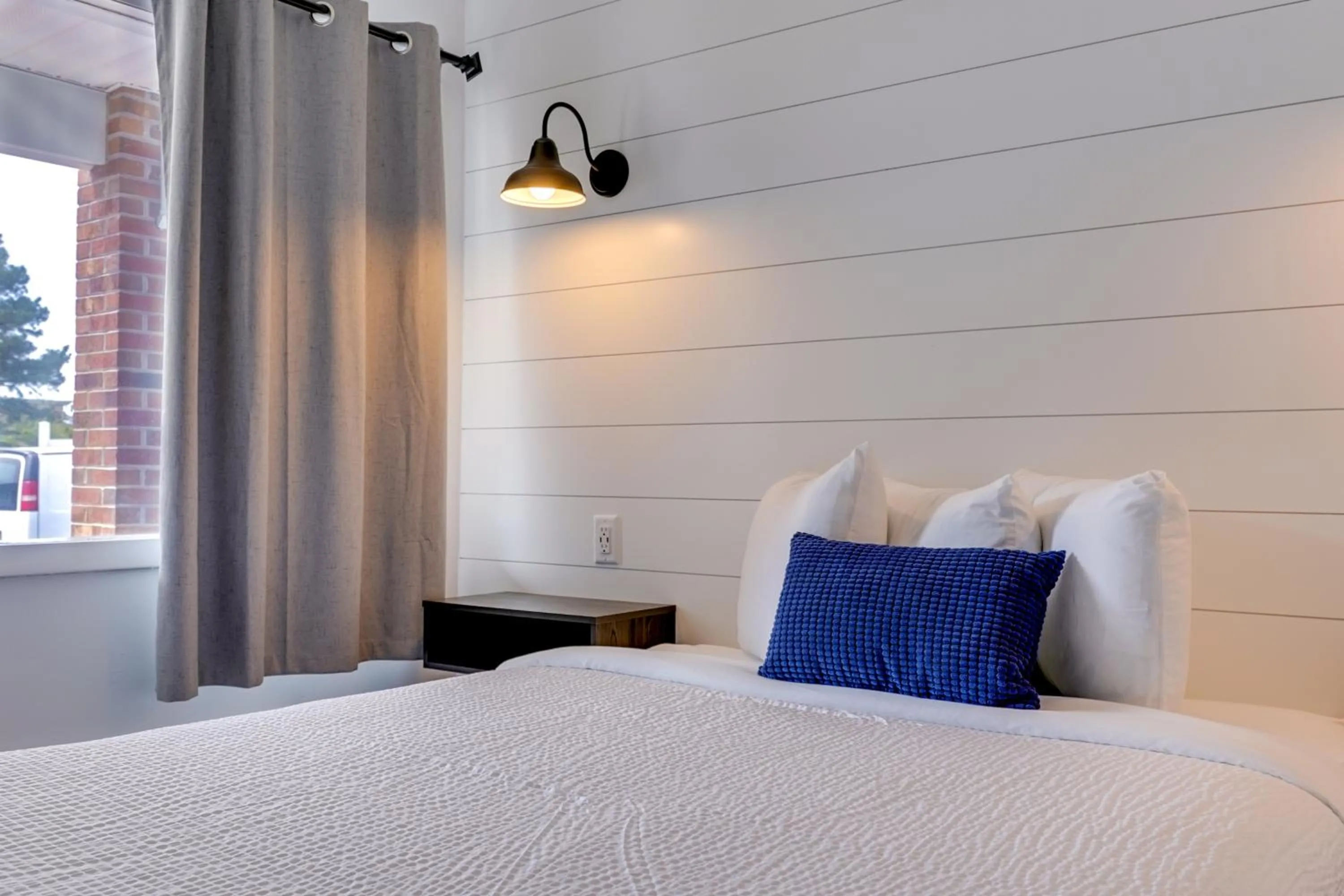 Photo of the whole room, Bed in The ShoreHouse