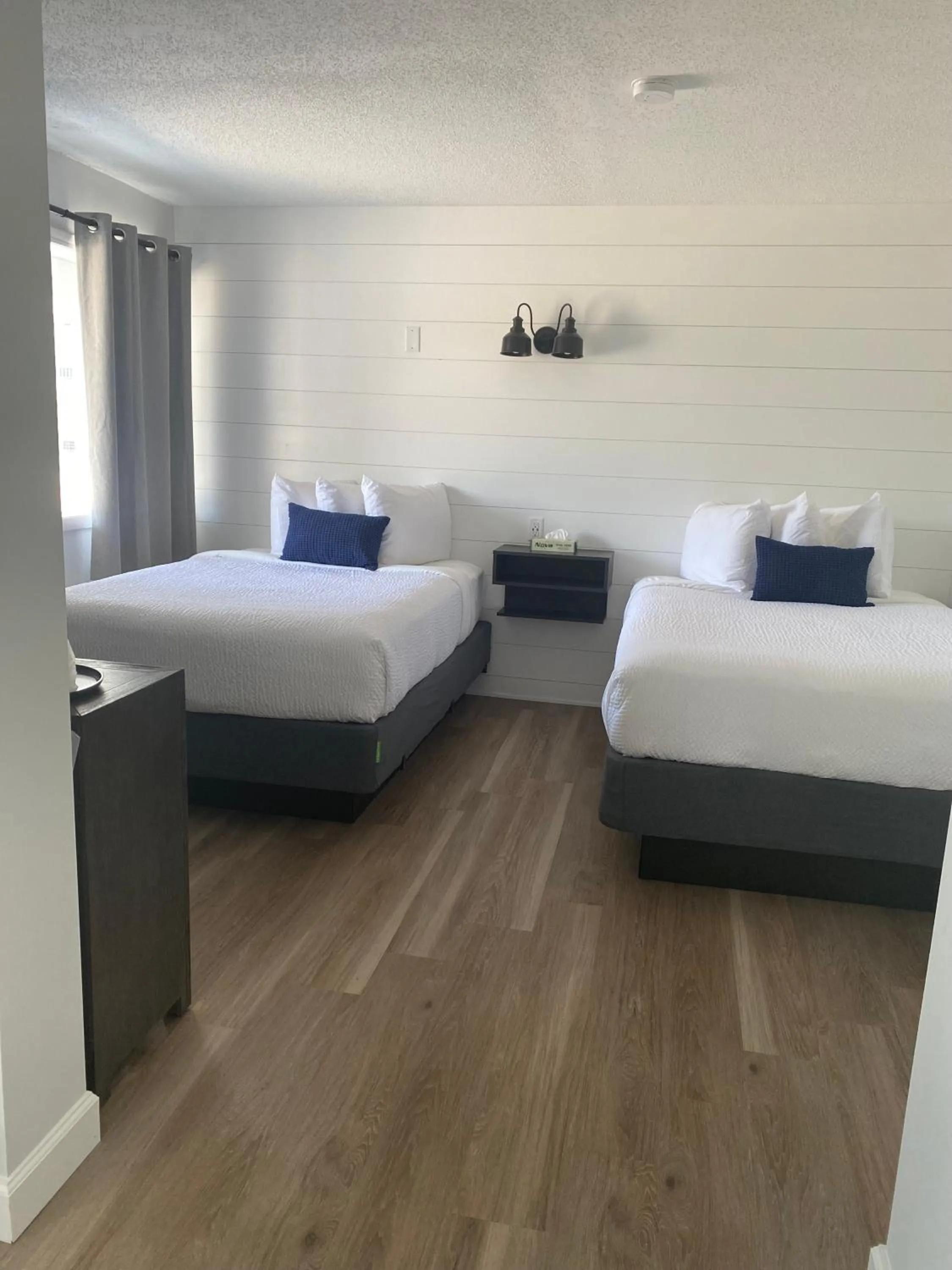 Bedroom, Bed in The ShoreHouse