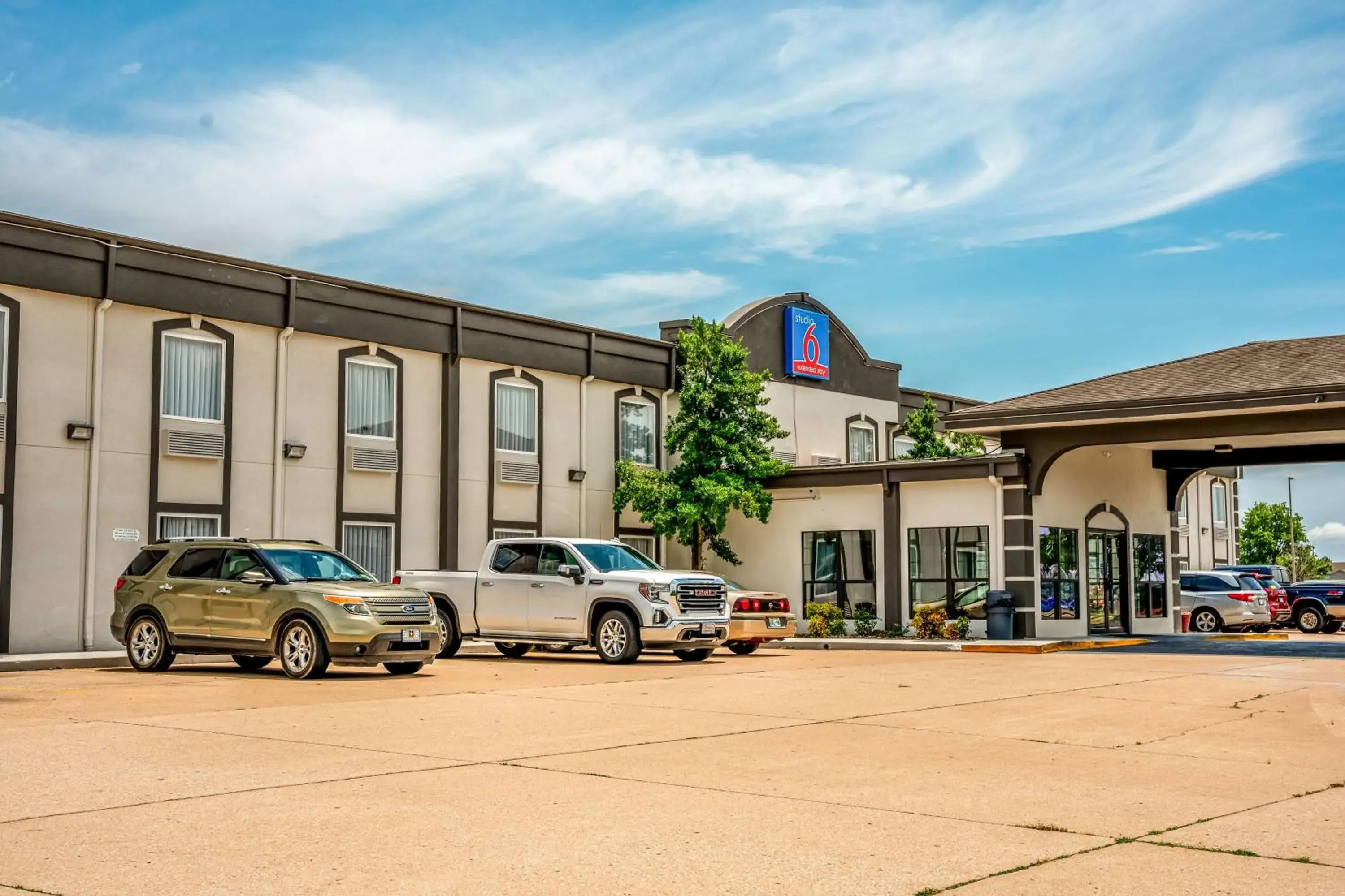 Studio 6 Claremore OK Studio 6 Claremore OK