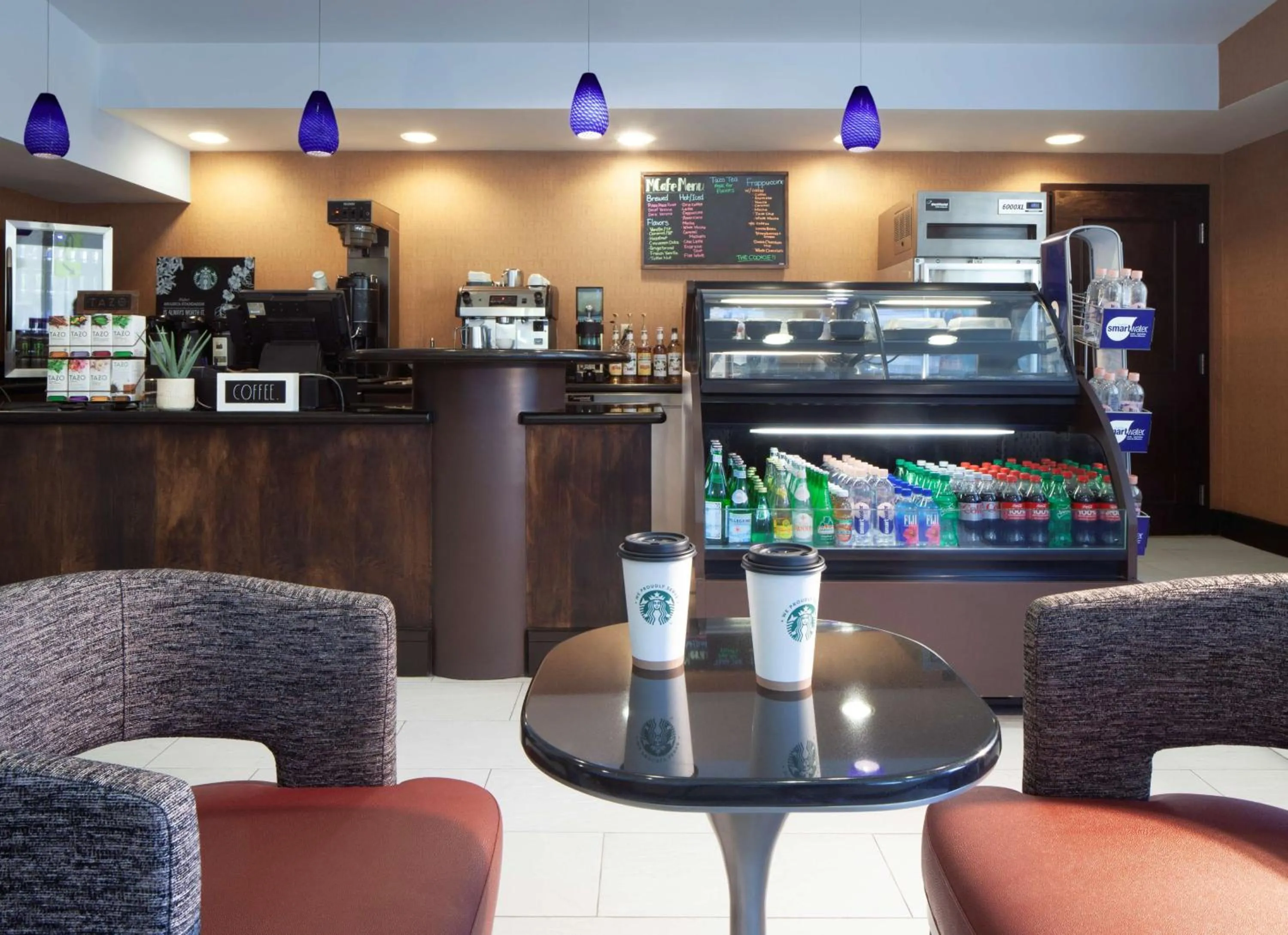 Restaurant/places to eat in DoubleTree by Hilton El Paso Downtown