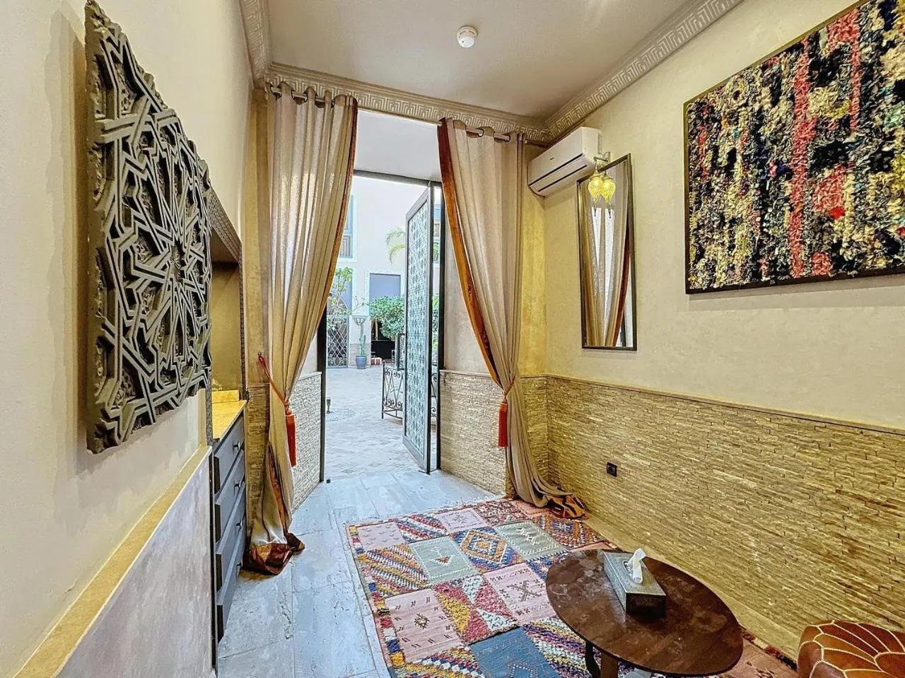 Bedroom in Le Medina Privilège Riad & Spa