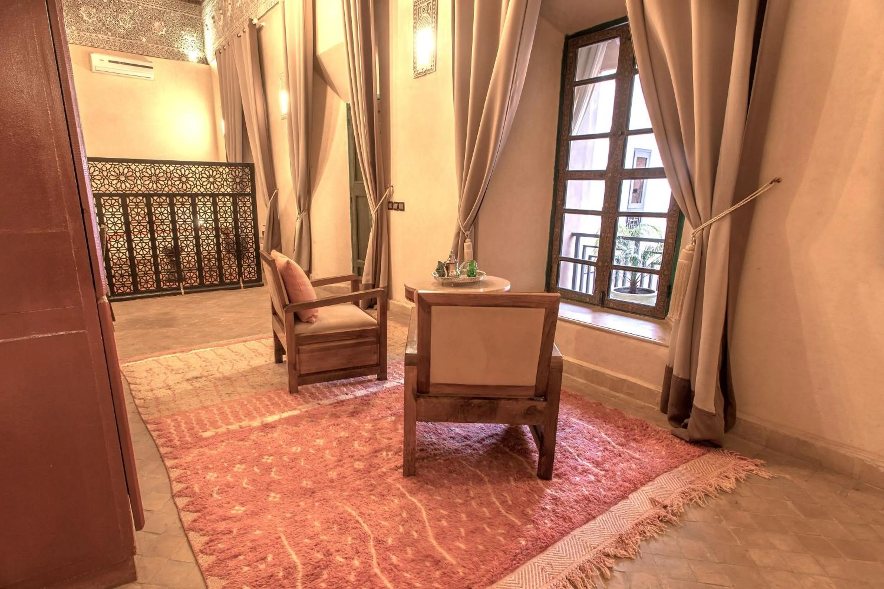Living room in Le Medina Privilège Riad & Spa