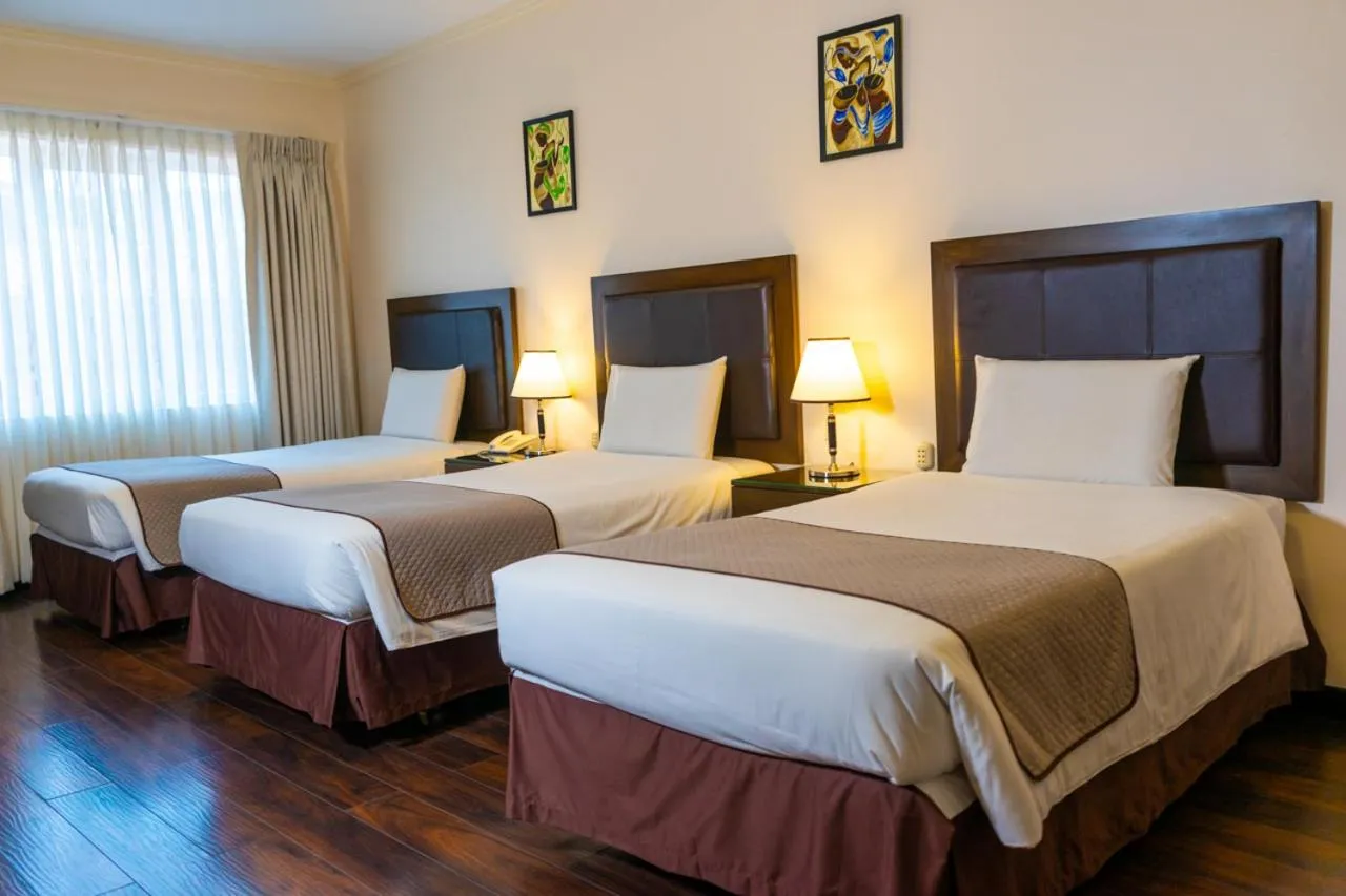 Bed in Hotel Calacoto