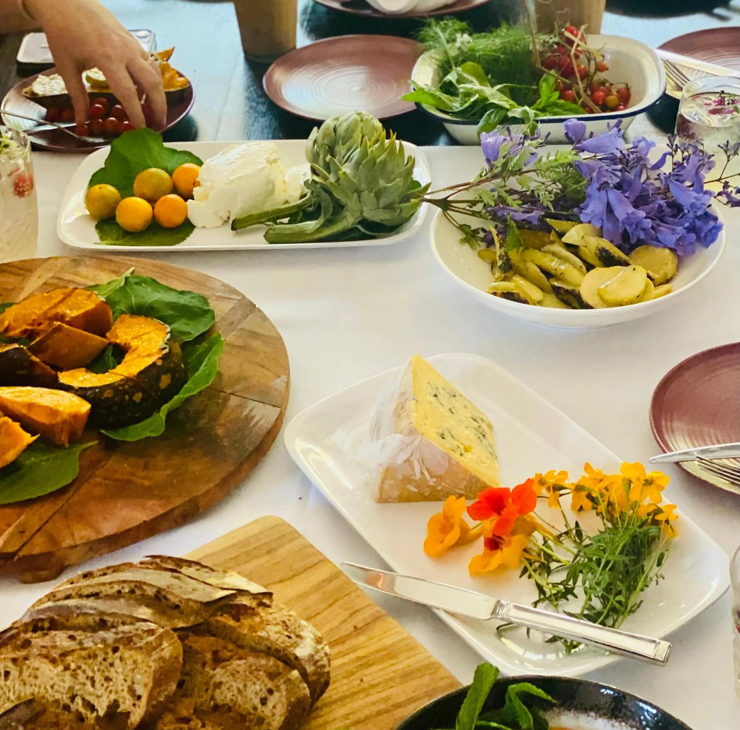 Restaurant/places to eat in Mavis's Cabins @ Mt Warning