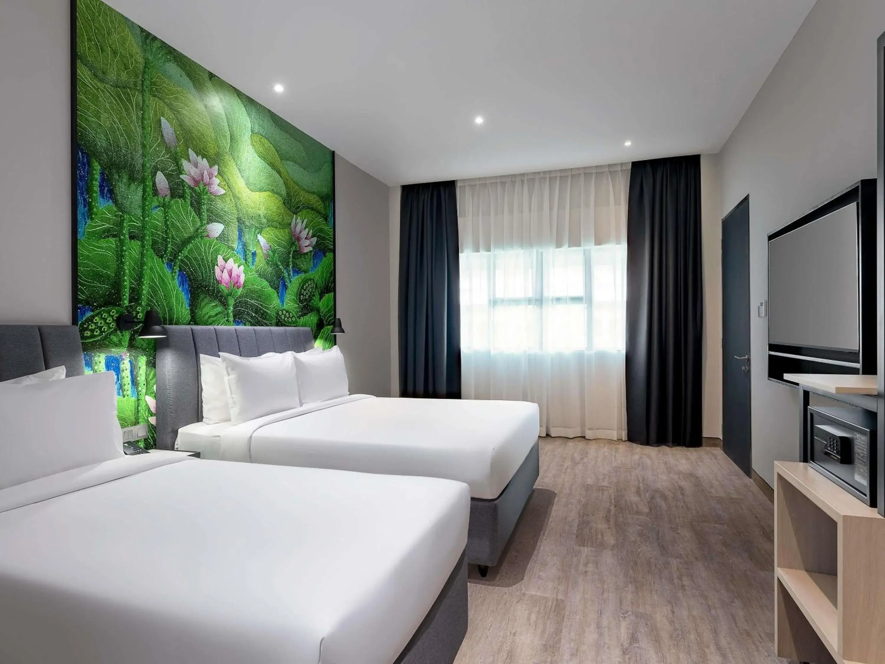 Family Room with One Queen and One Single Bed in ibis Styles Sepang KLIA Family Room with One Queen and One Single Bed in ibis Styles Sepang KLIA