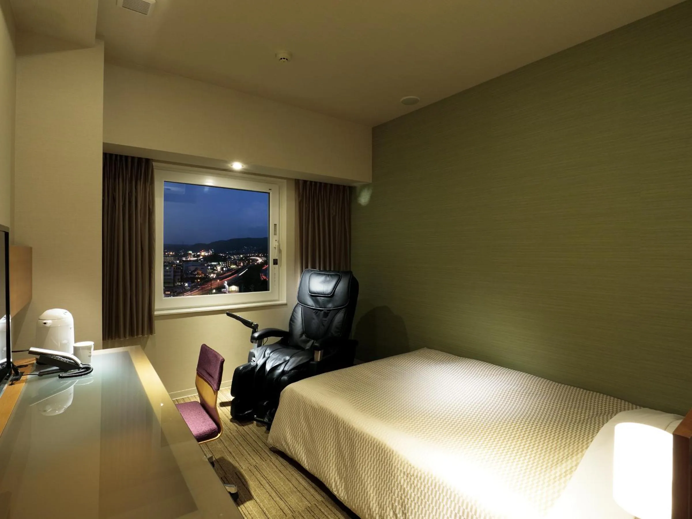 Bed in Candeo Hotels Chino