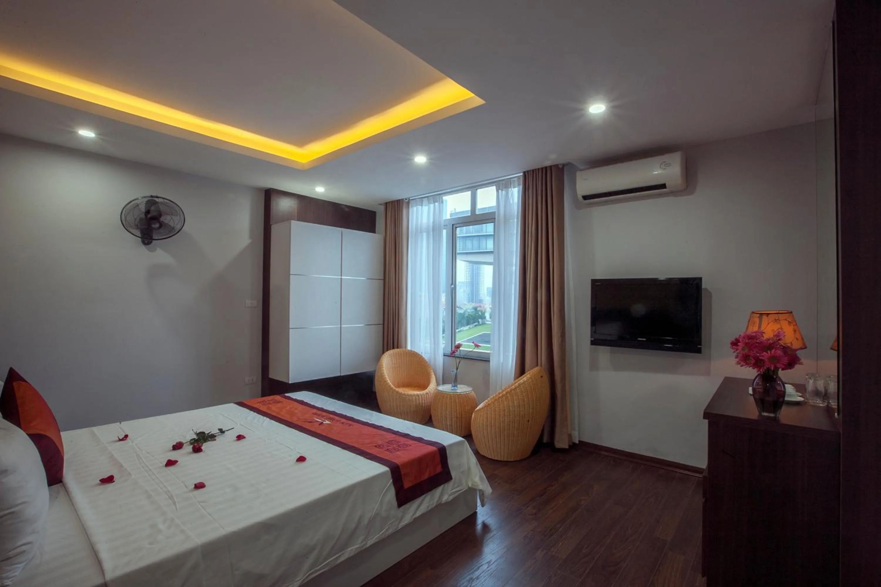 Bed in Nam Long Hotel