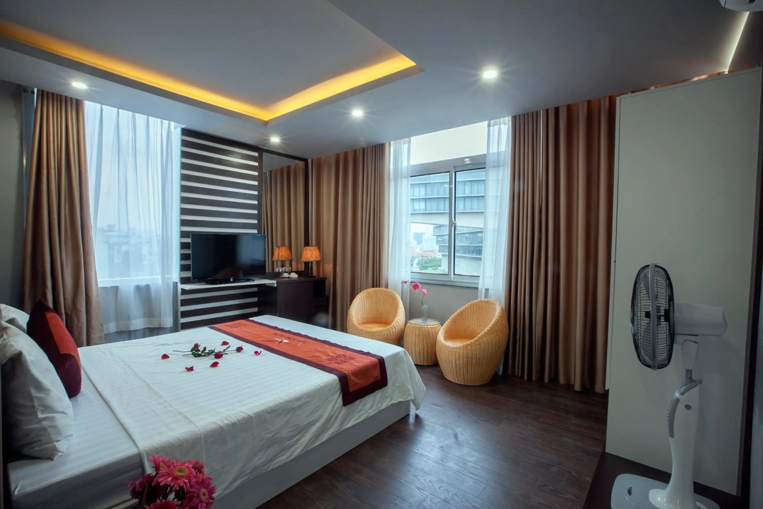 Bed in Nam Long Hotel