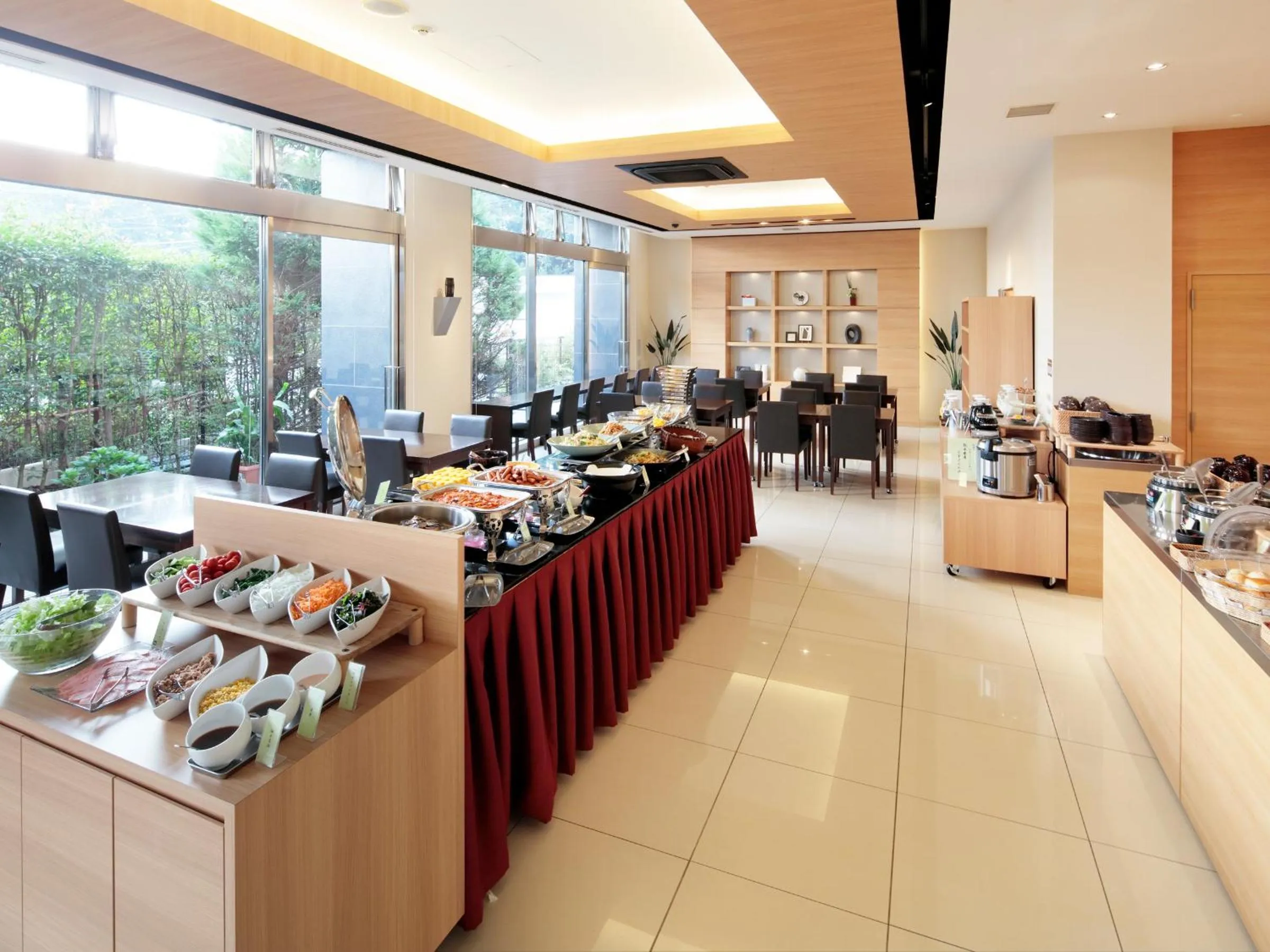 Buffet breakfast in Candeo Hotels Kikuyo Kumamoto Airport