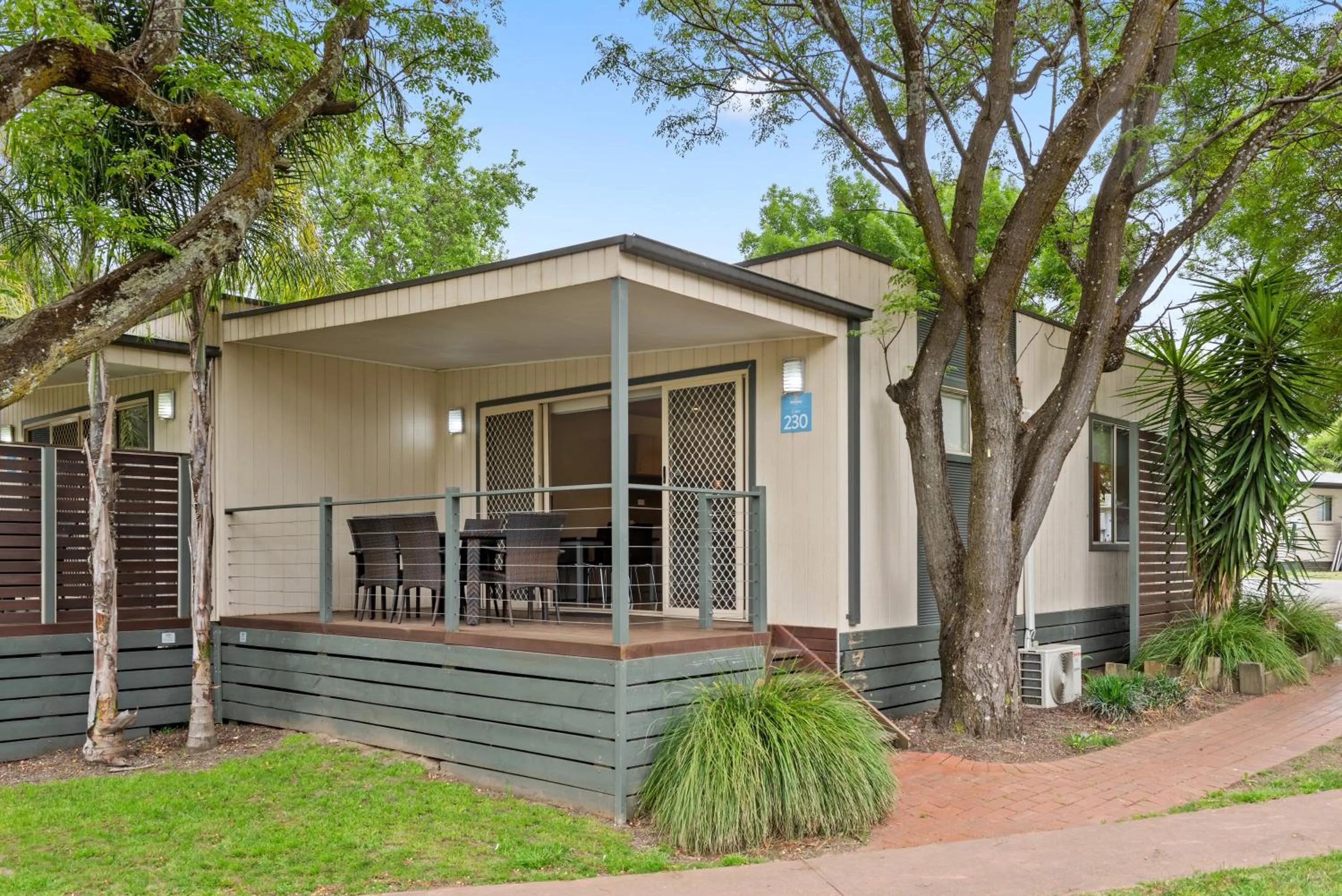 Facade/entrance in Discovery Parks - Lake Hume, Victoria