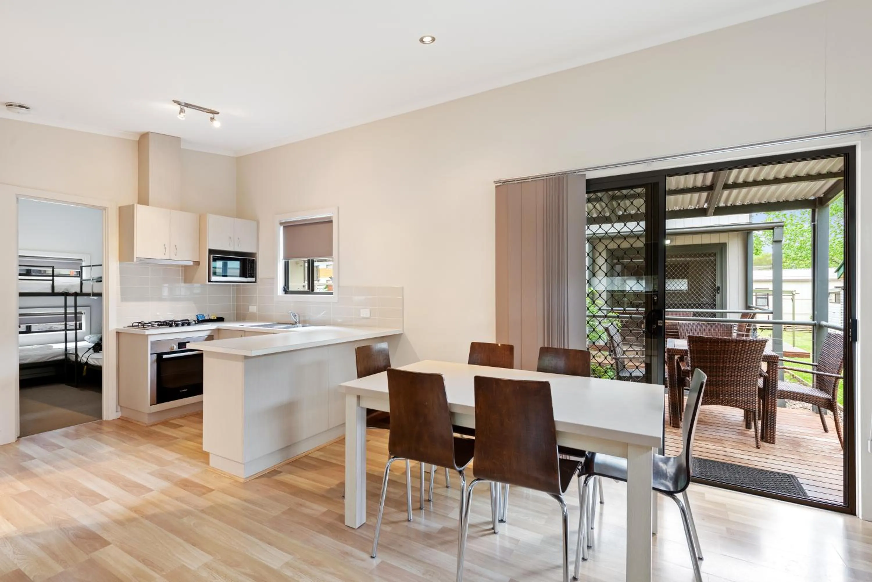 Kitchen or kitchenette in Discovery Parks - Lake Hume, Victoria