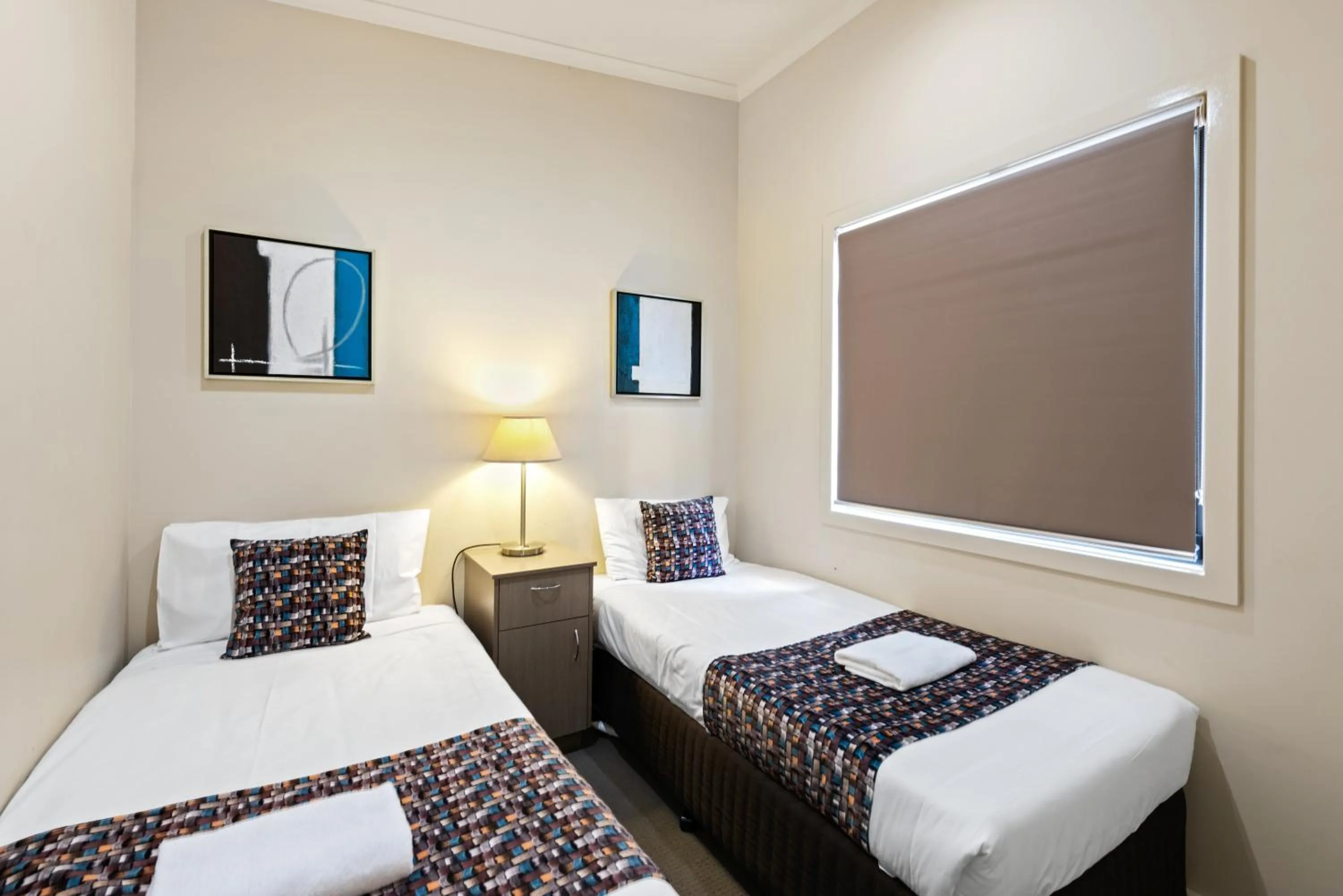 Bedroom, Bed in Discovery Parks - Lake Hume, Victoria