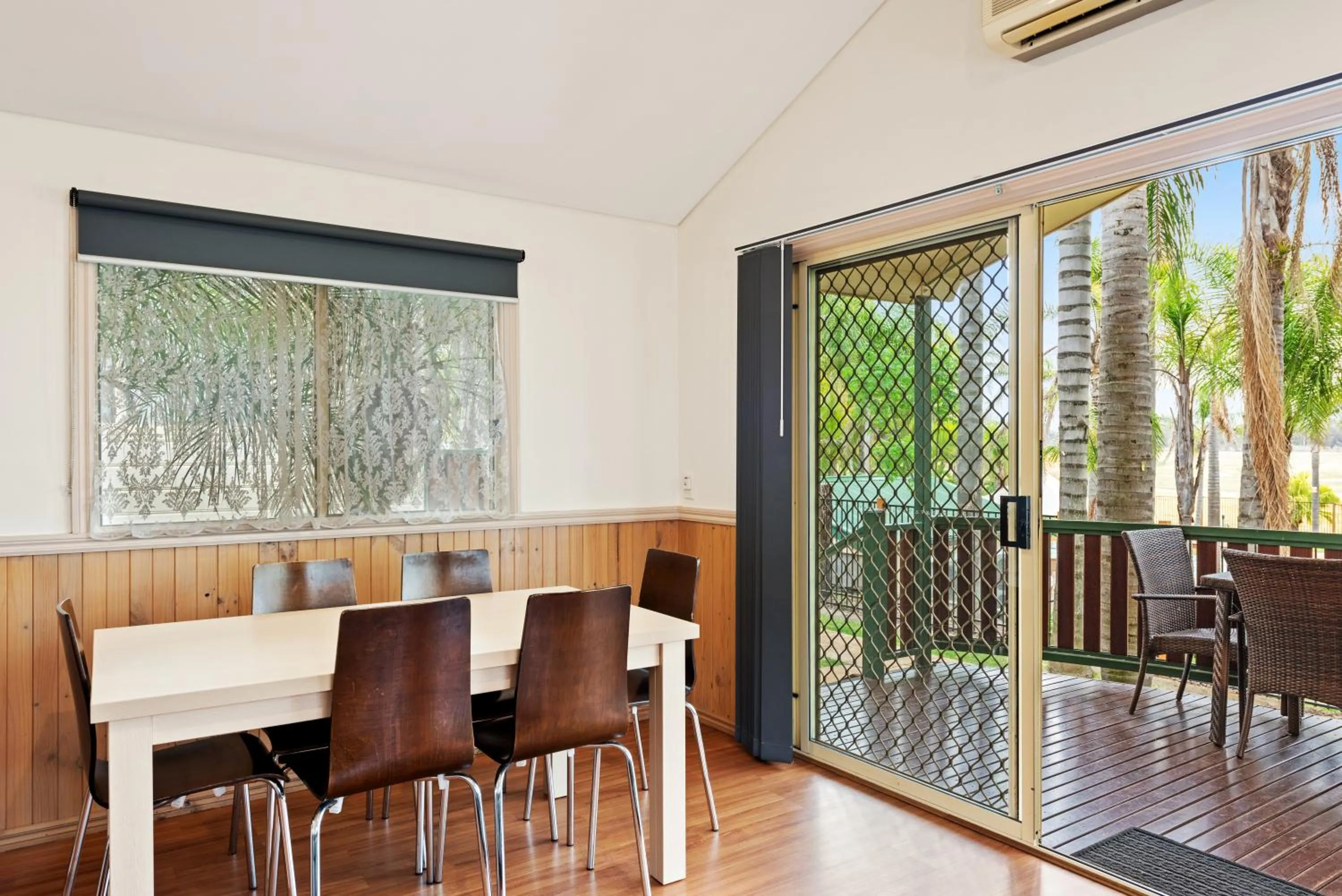 Living room in Discovery Parks - Lake Hume, Victoria