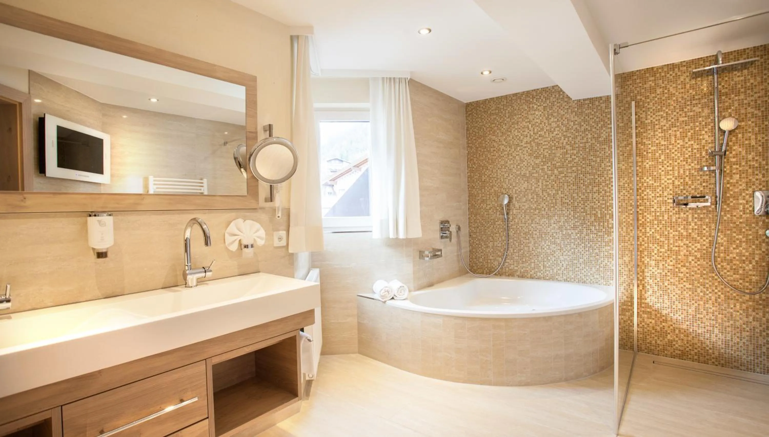 Bathroom in Superior Hotel Post Ischgl