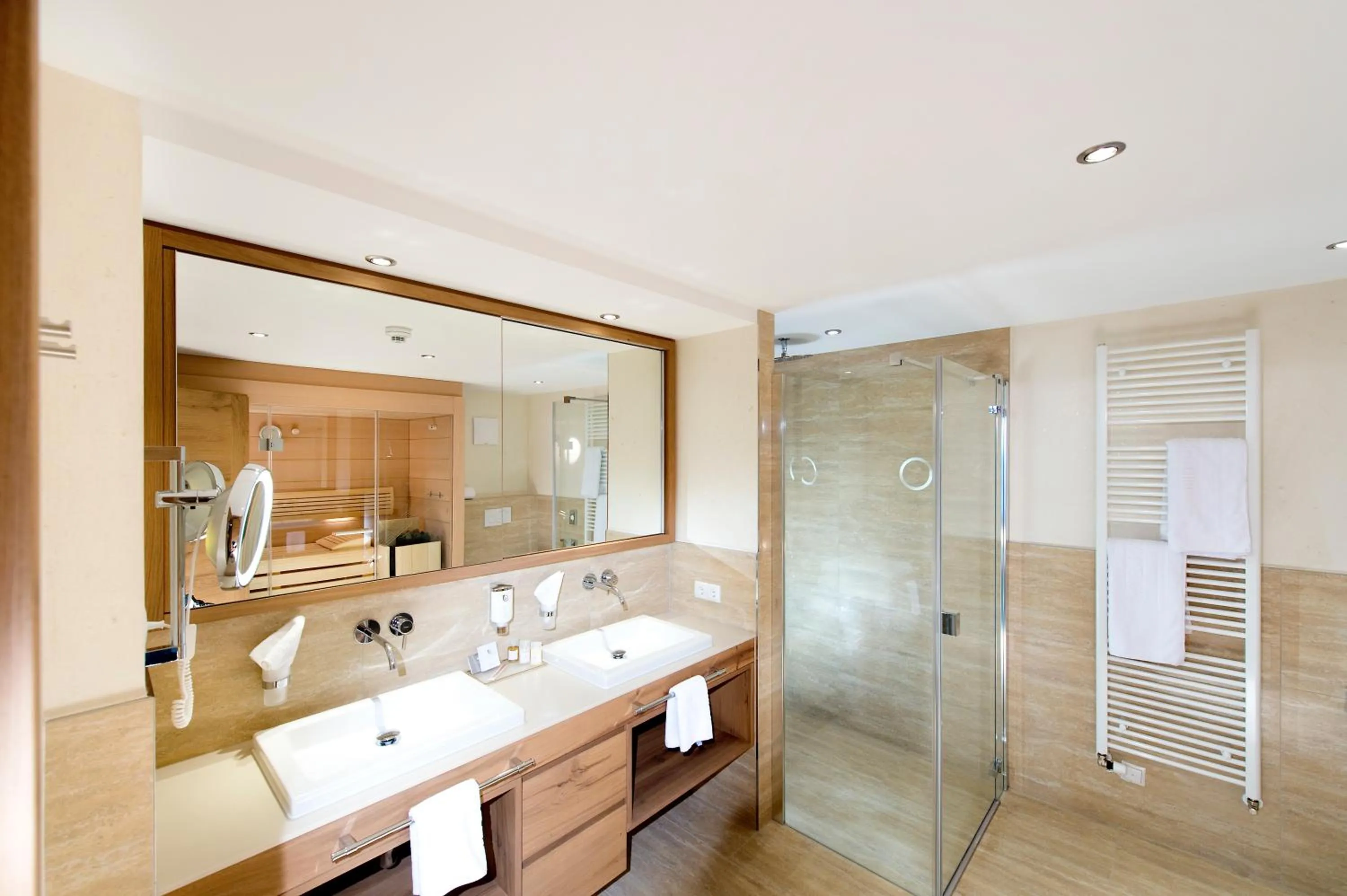 Bathroom in Superior Hotel Post Ischgl