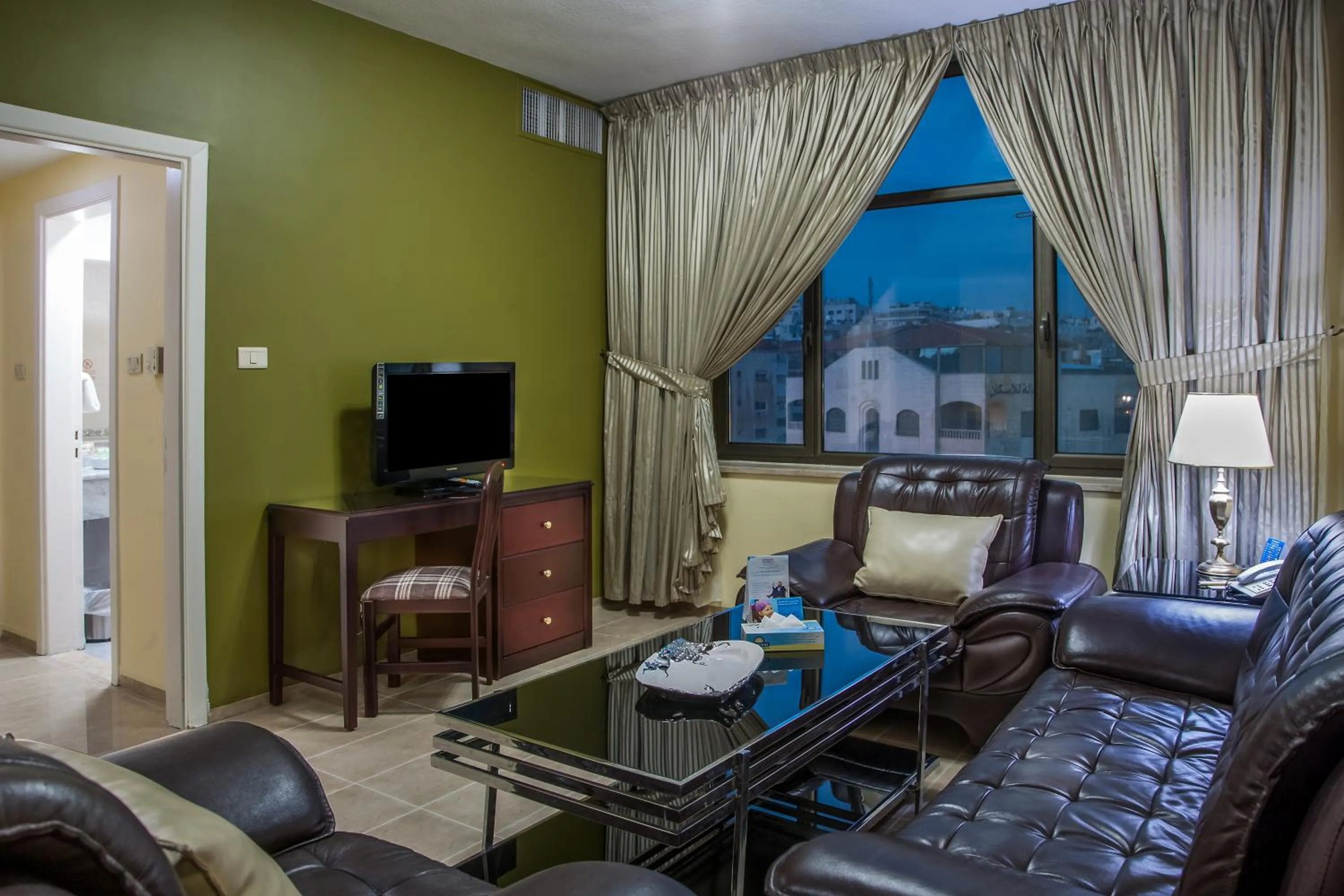 Living room, Seating Area in Days Inn Hotel & Suites Amman