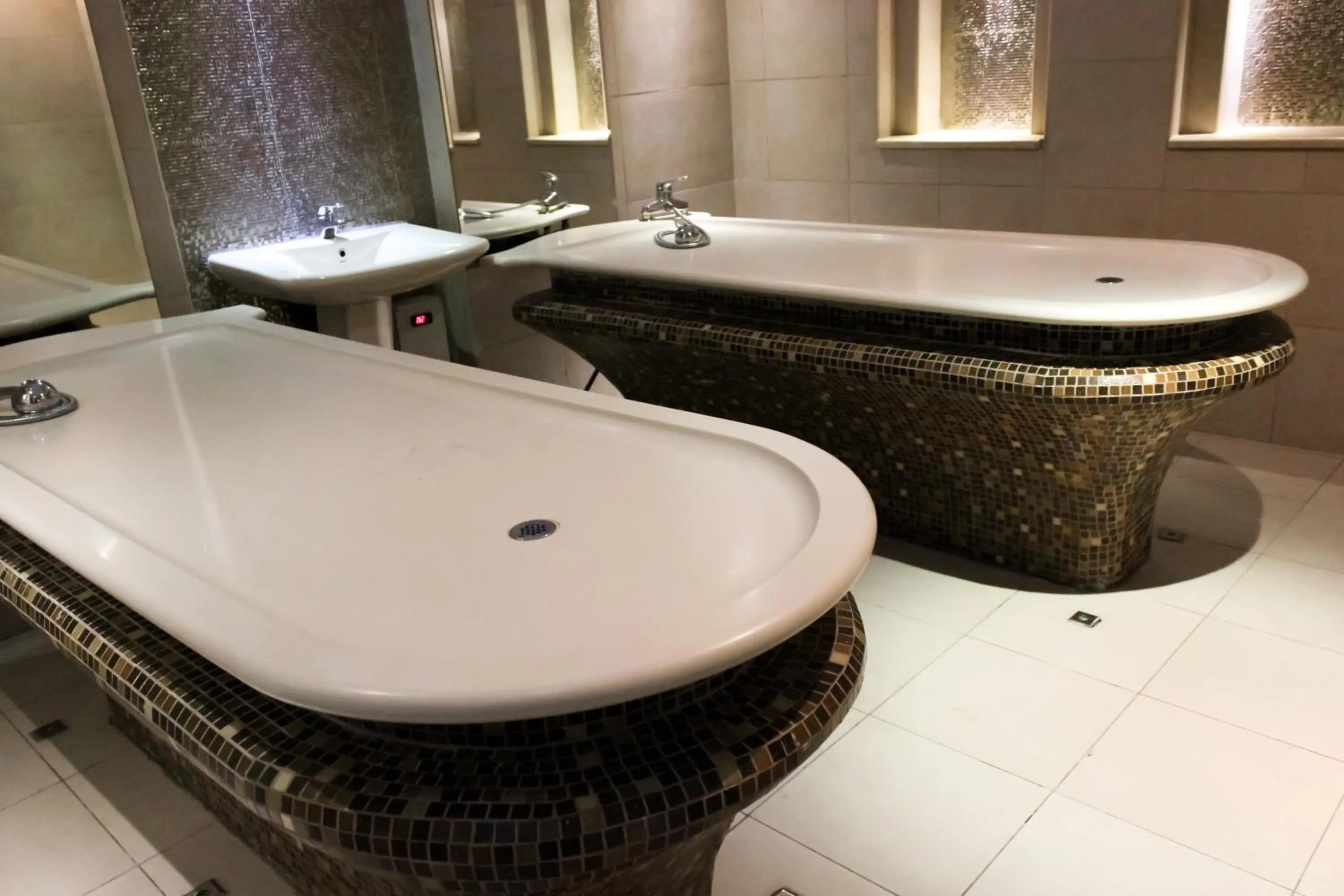 Massage in Days Inn Hotel & Suites Amman