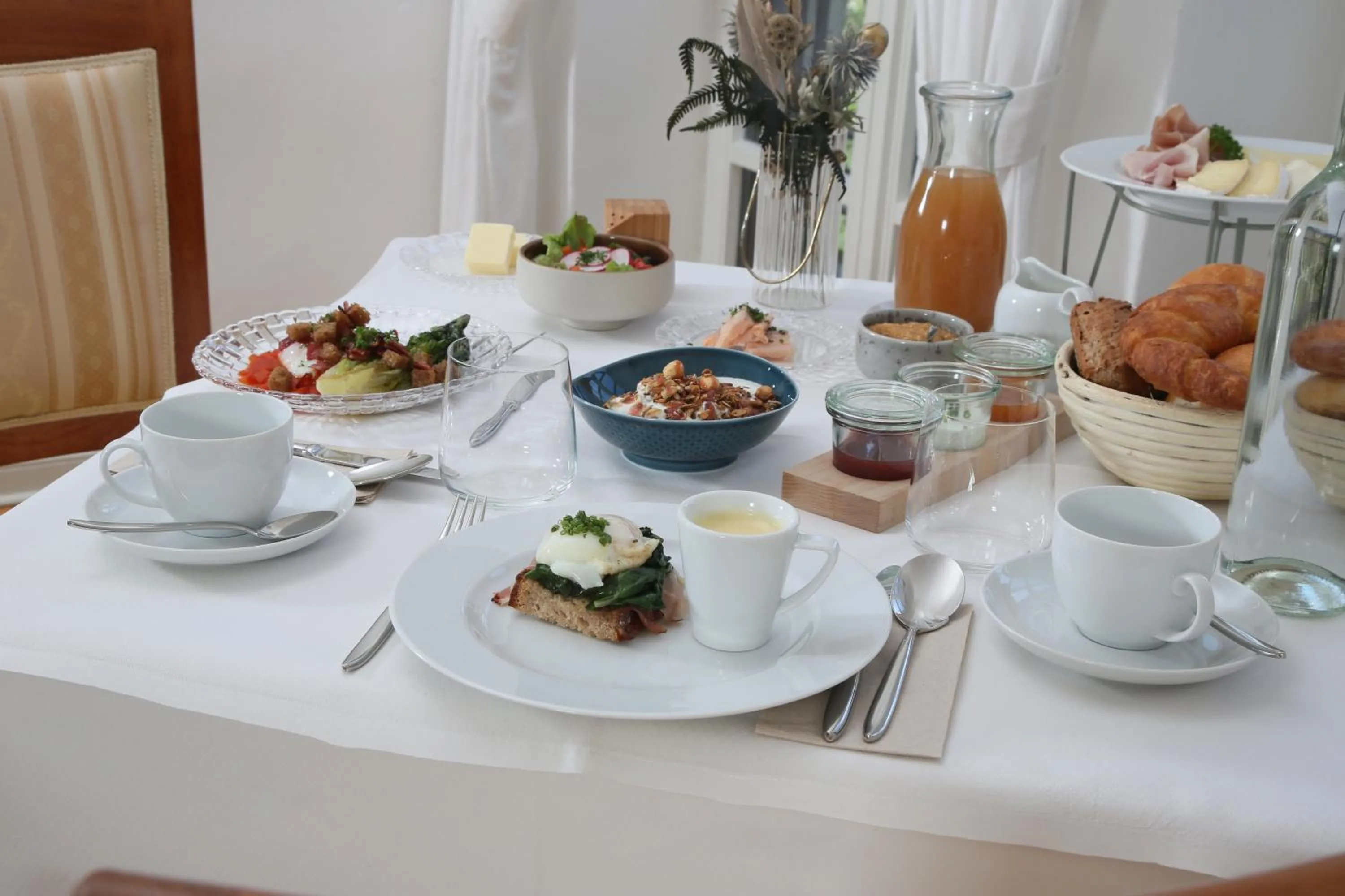 Breakfast in Romantik Hotel Schloss Hohenstein