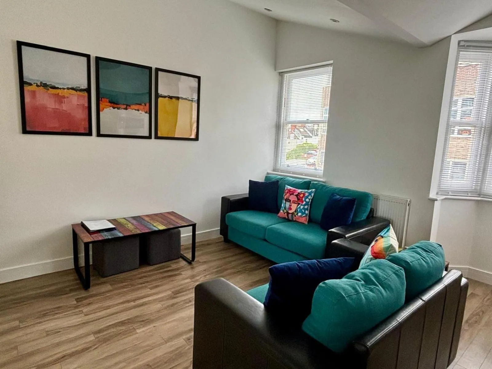 Living room in Kemp Town Sea View Balcony Apartment