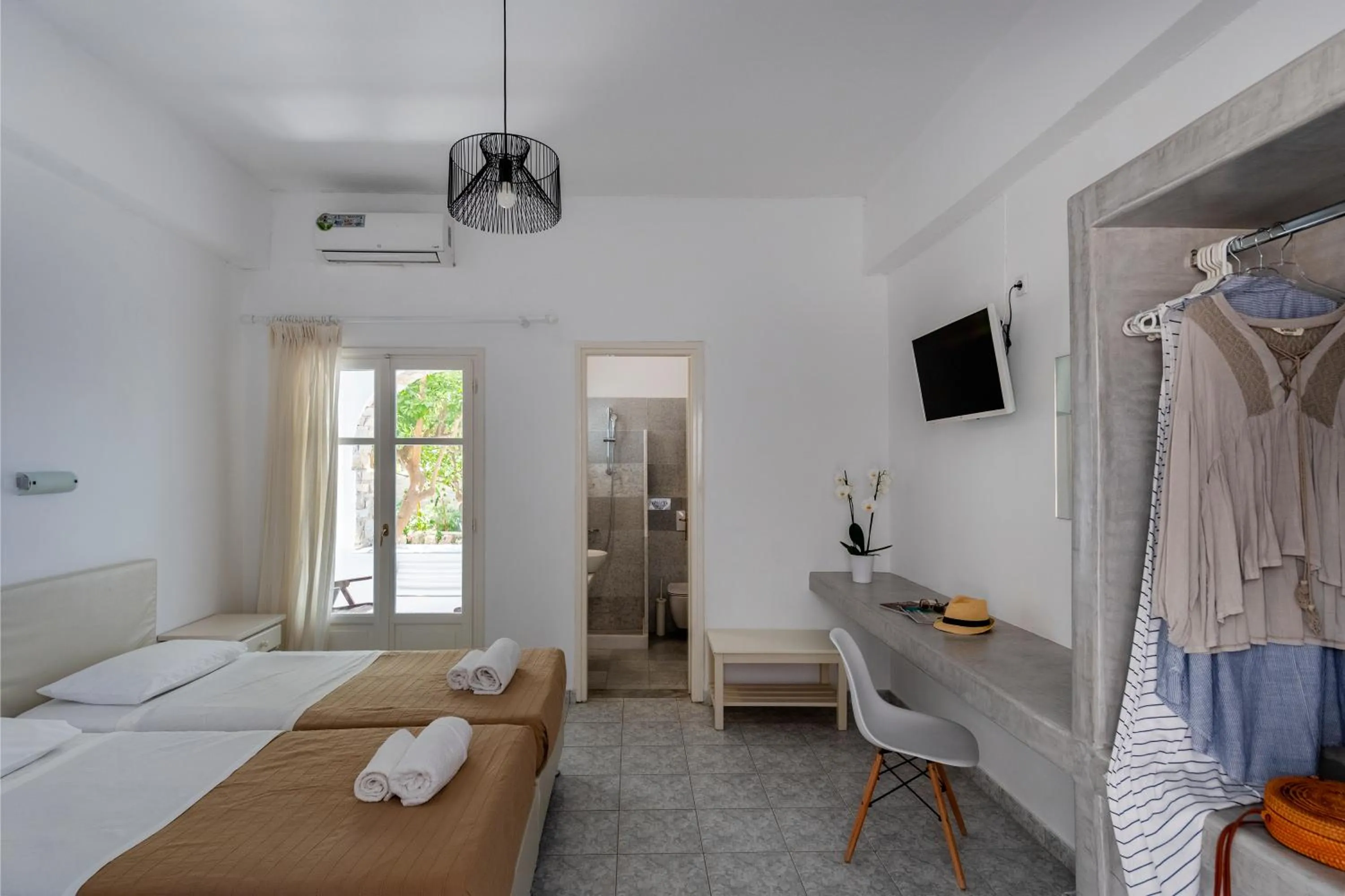 Photo of the whole room, Bed in Galinos Hotel for adults only