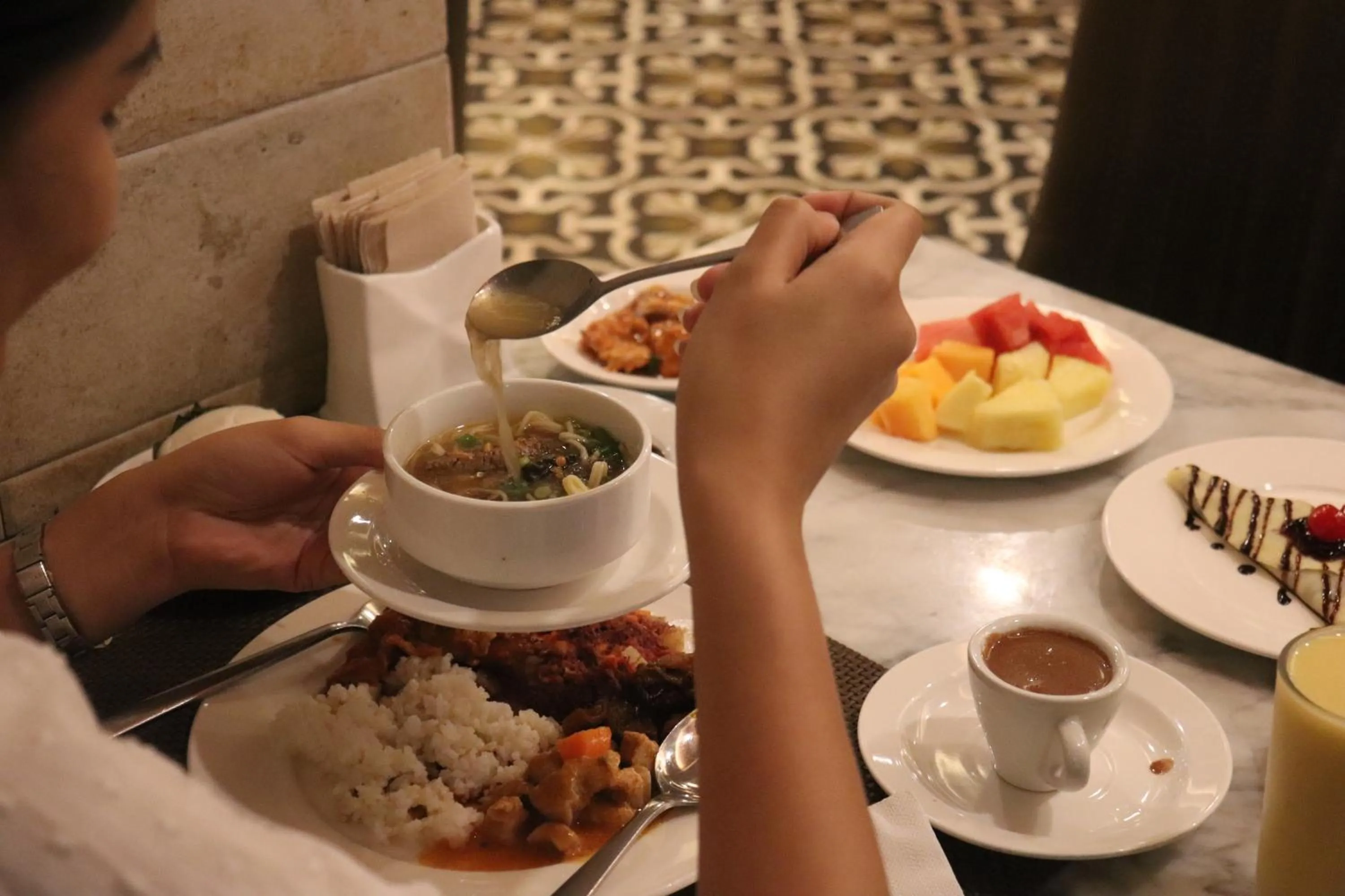 Breakfast in Hotel Del Rio