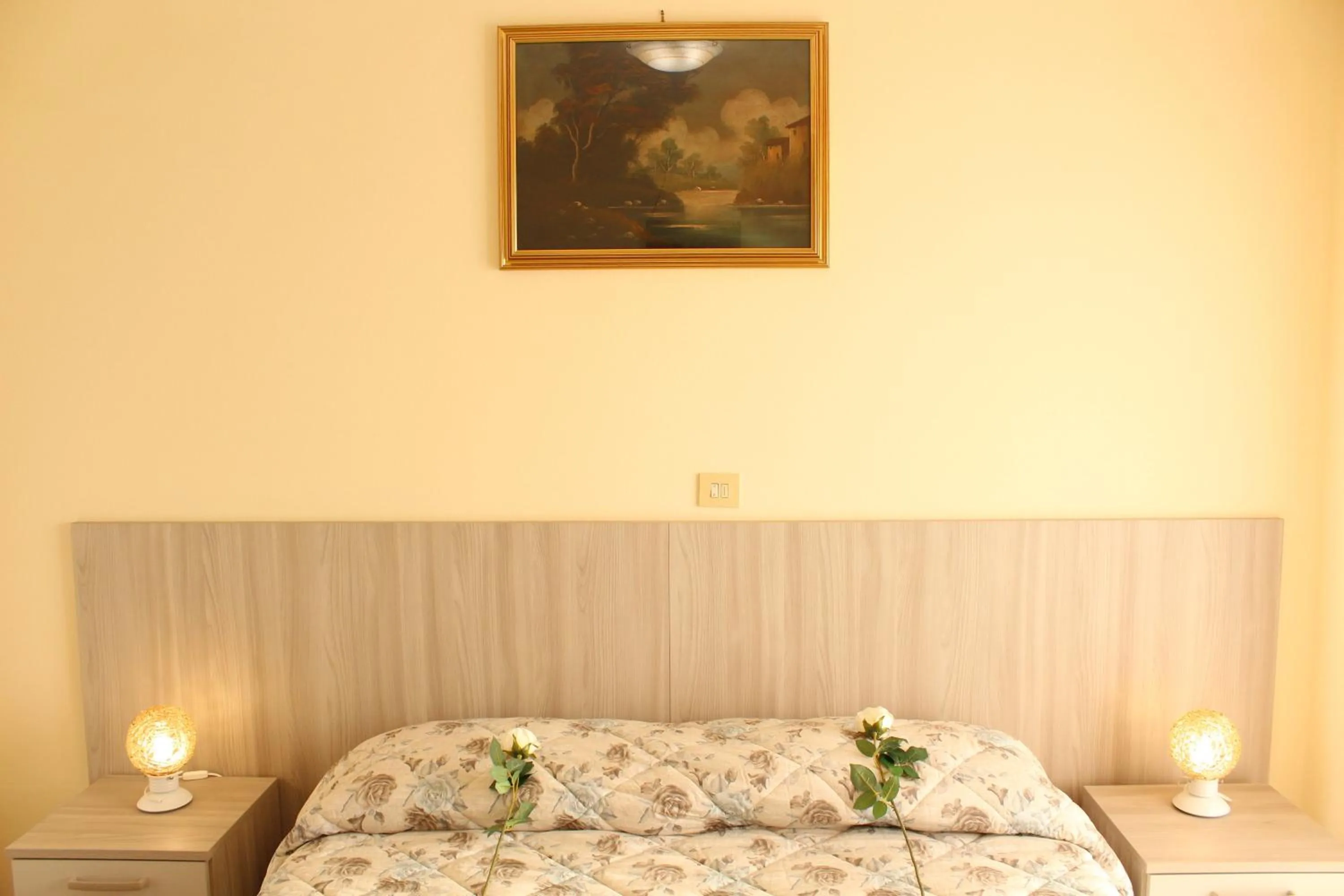 Bed in Hotel Luca