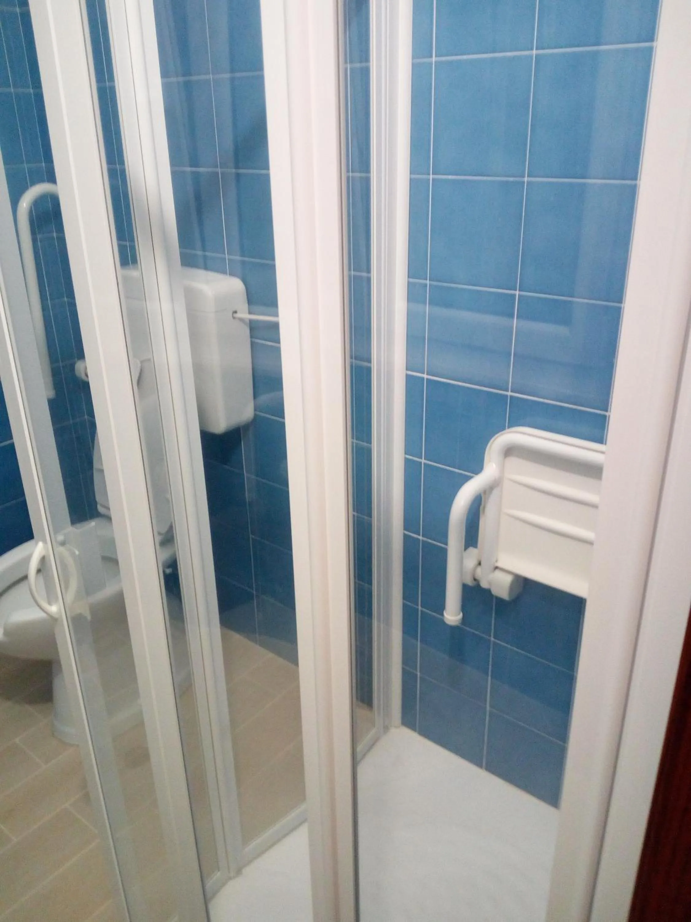 Shower in Hotel Luca