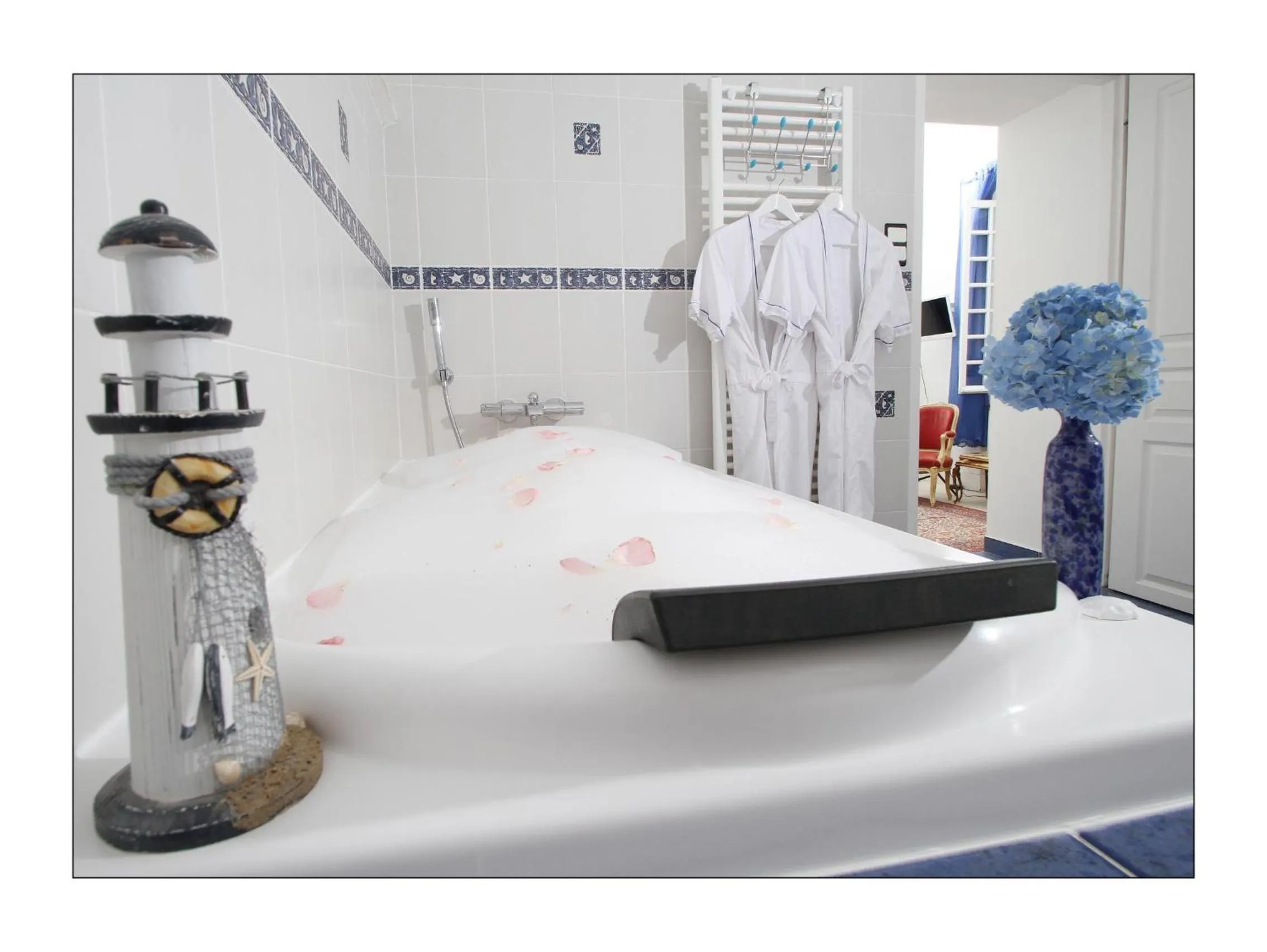 Bath in Villa Aimée Luxury Apartments with Heated Pool