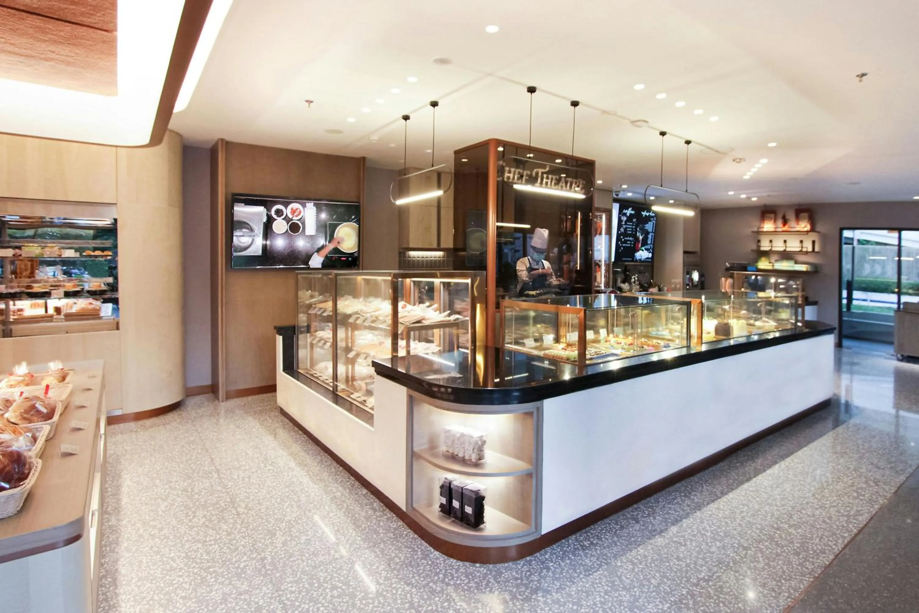 Restaurant/places to eat in Sari Pacific Jakarta, Autograph Collection