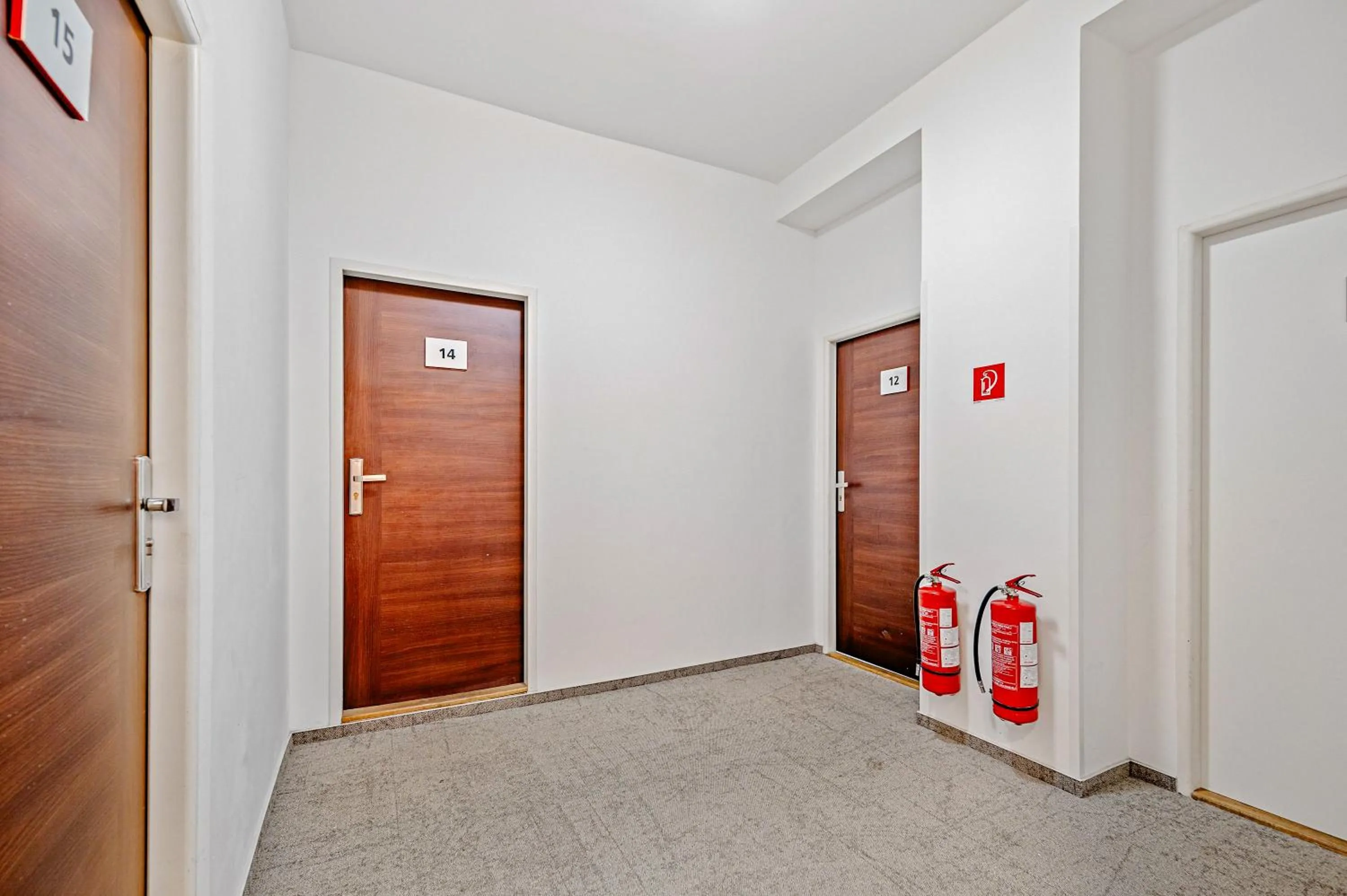 Area and facilities in Le Petit