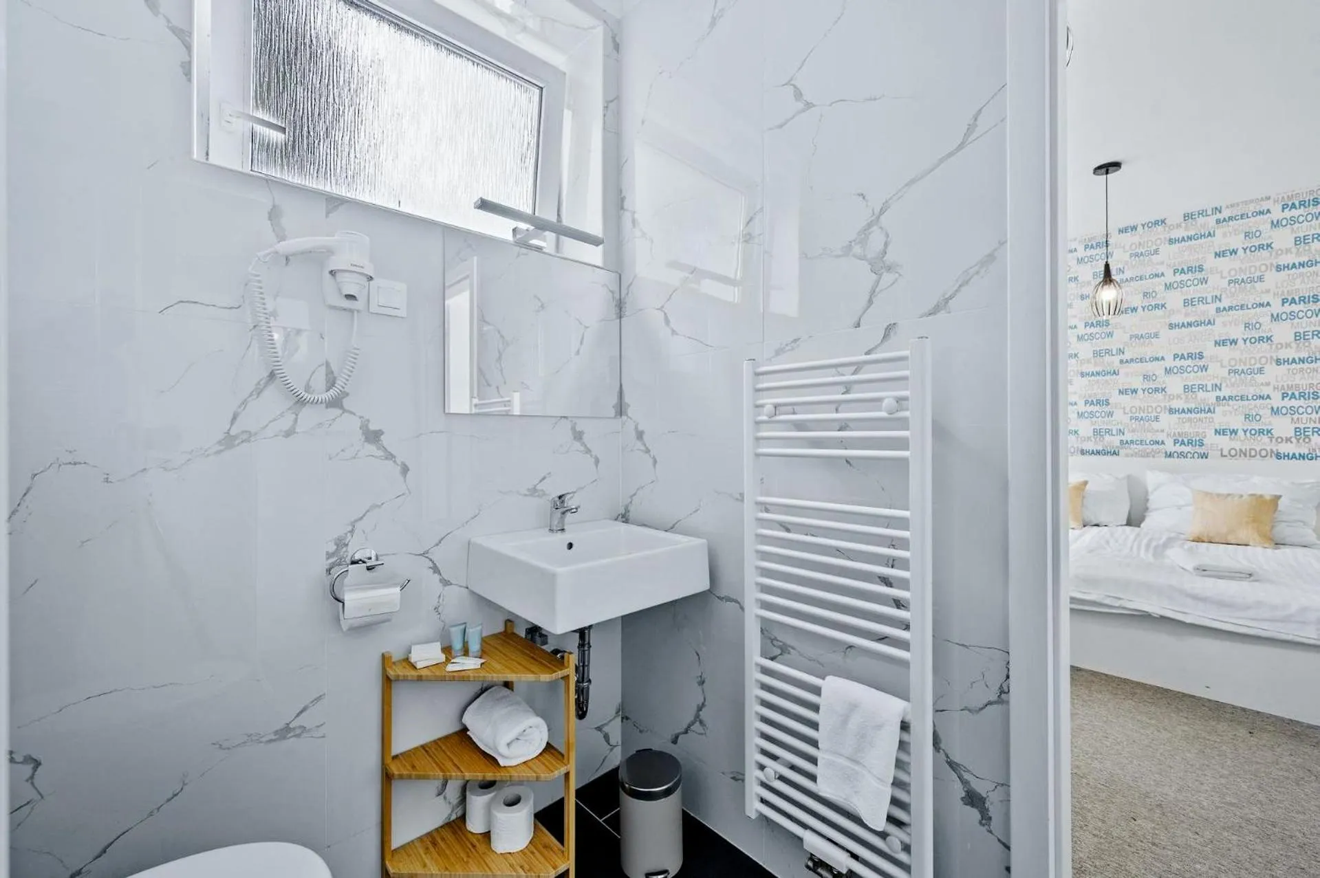 Bathroom, Bed in Le Petit