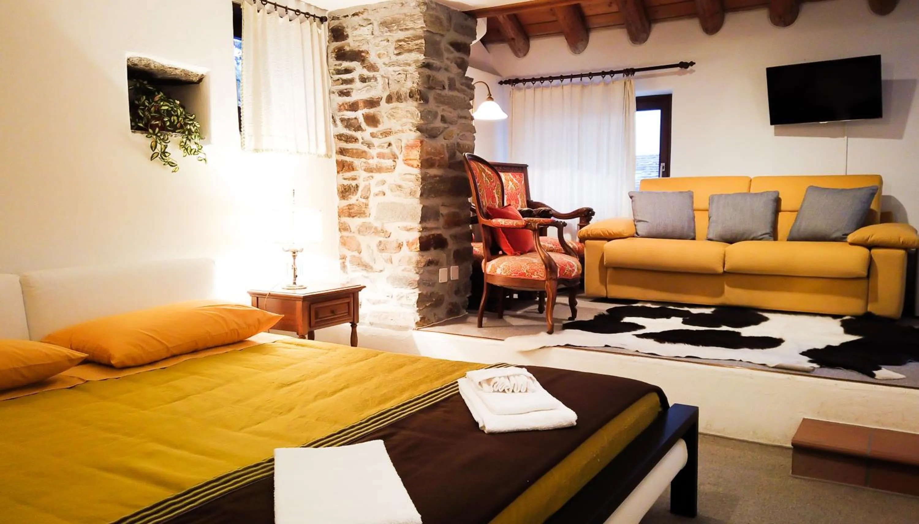 Bedroom in Hotel Soazza