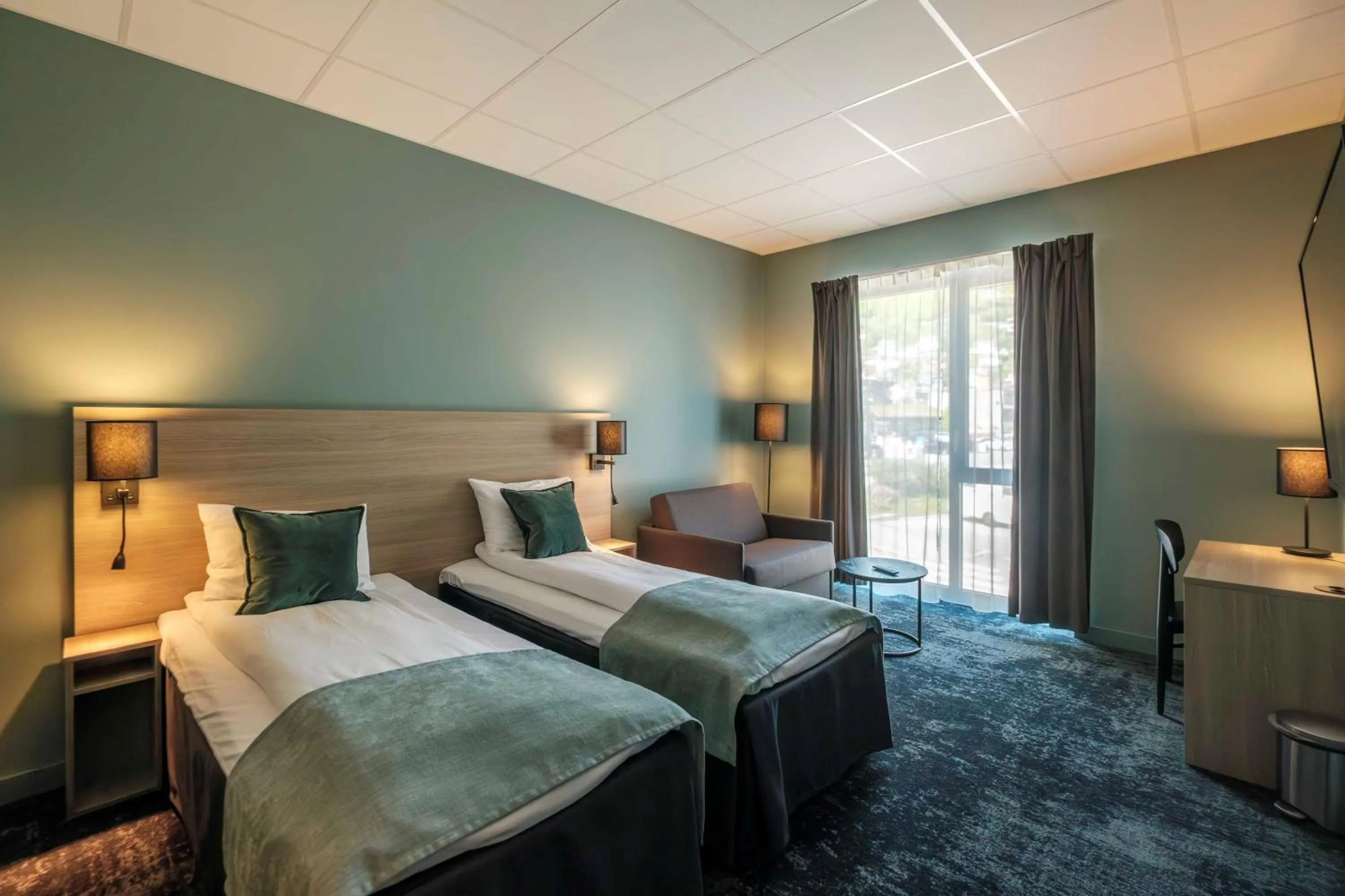 Photo of the whole room, Bed in Hardangerfjord Hotel