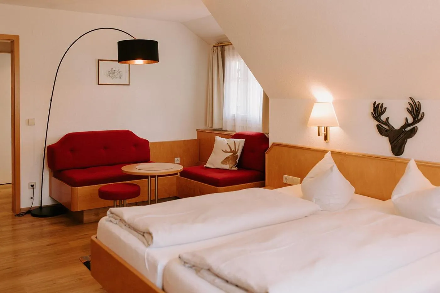 Photo of the whole room, Bed in Hotel Linde Durbach